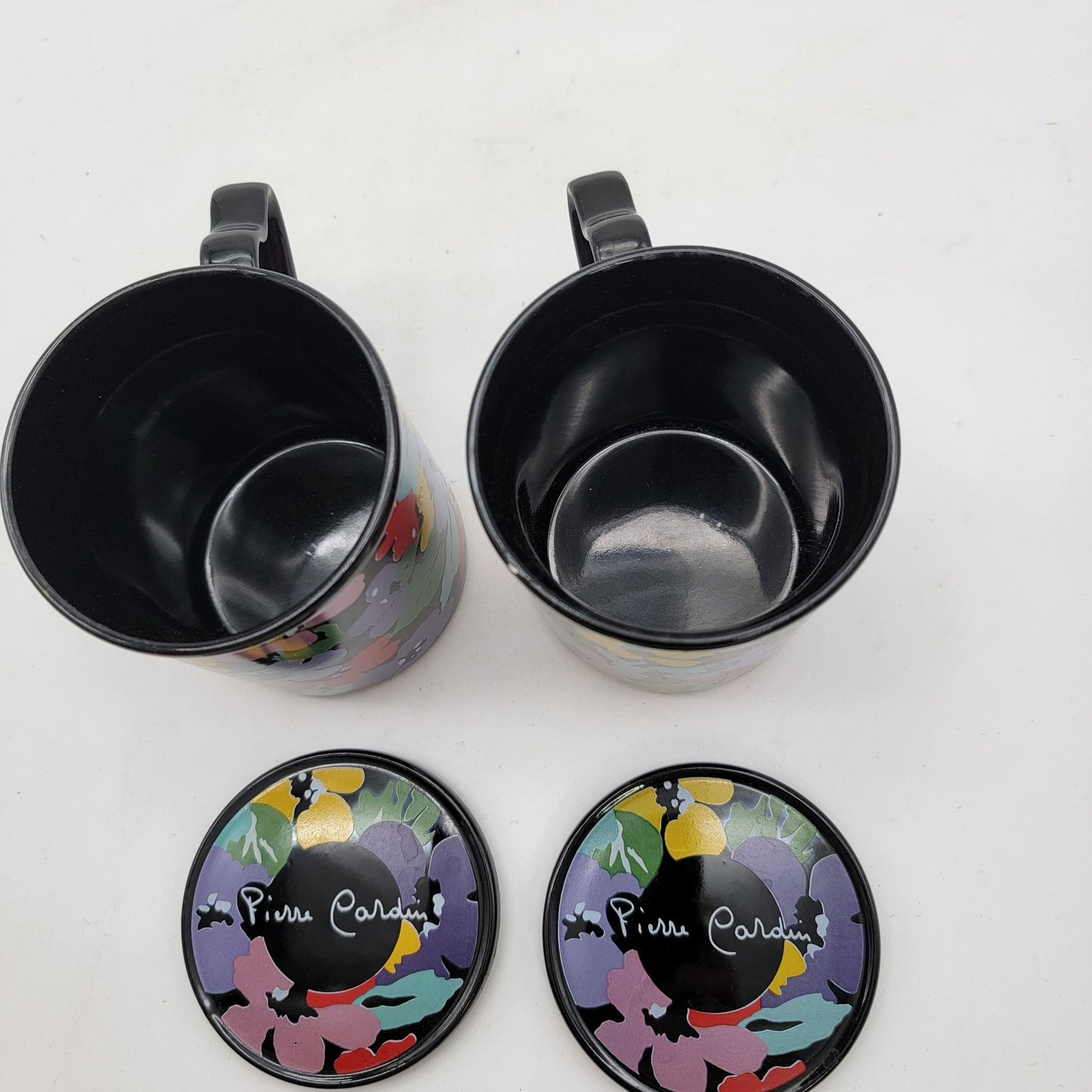 Pair of Pierre Cardin Floral Ceramic Mugs With Heart Handles & Lids