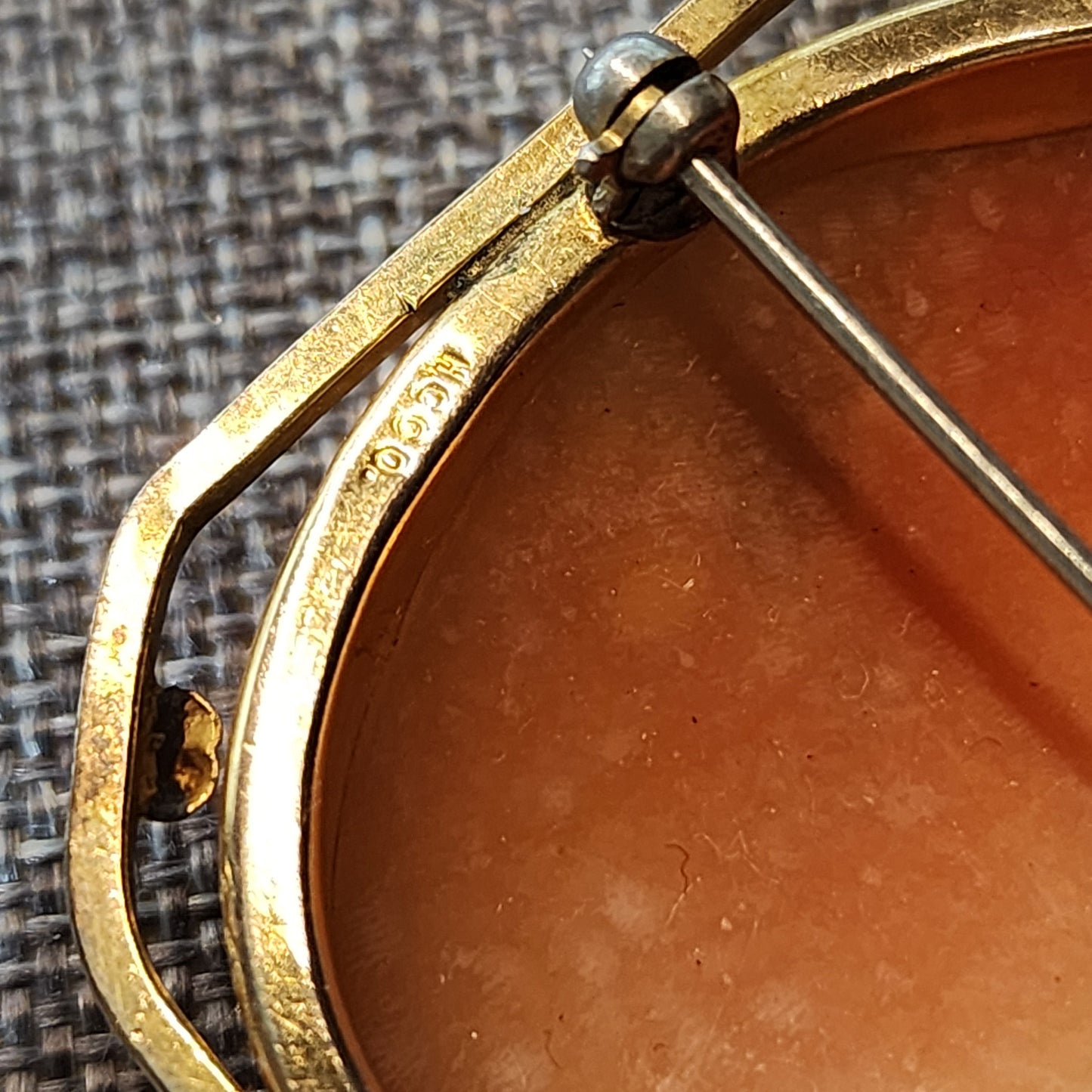 14kt Gold Shell Cameo Brooch Antique