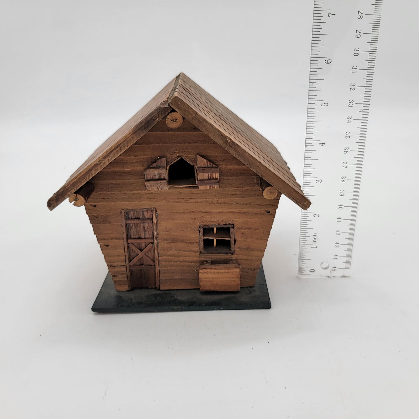 Log Cabin Bird House