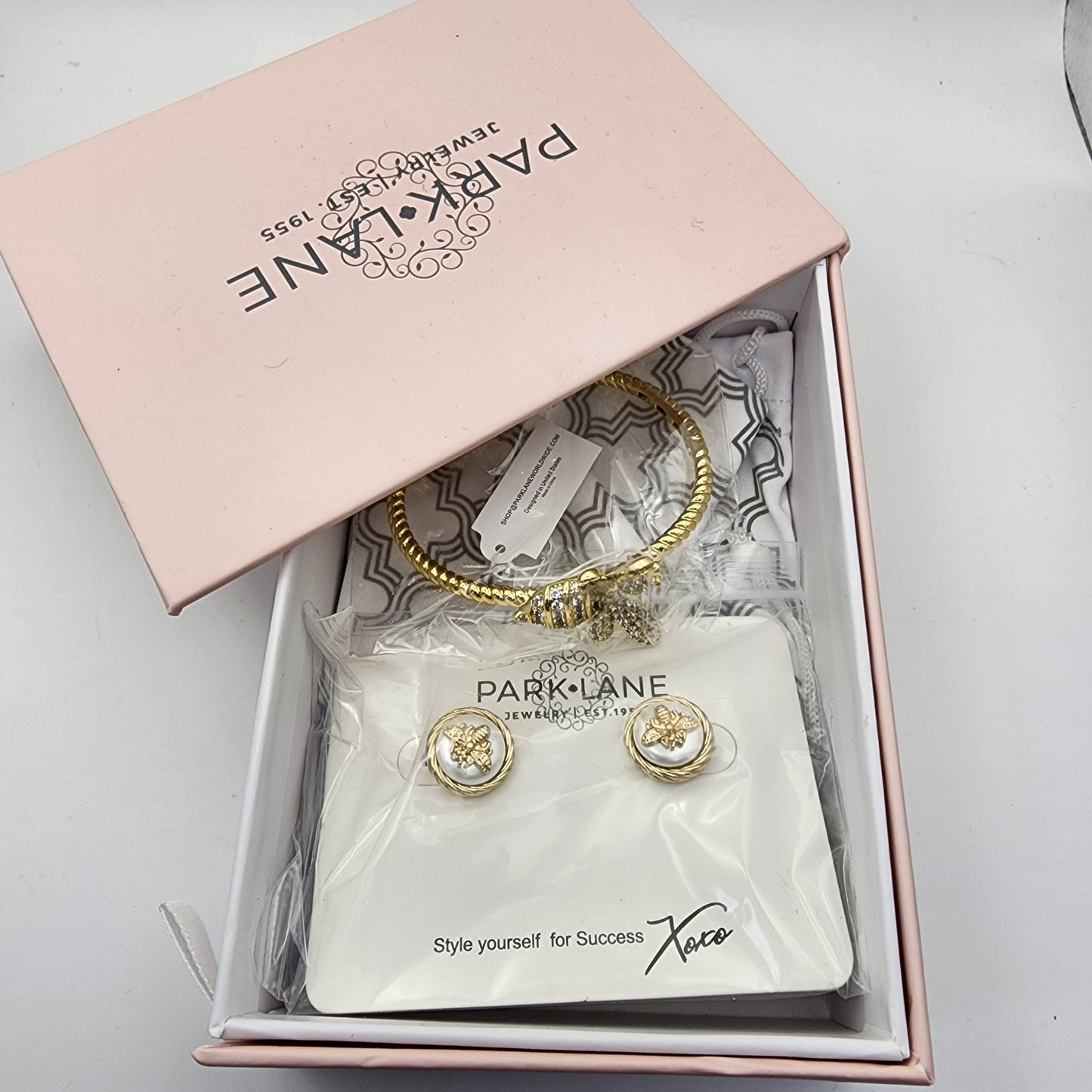 shopify auction