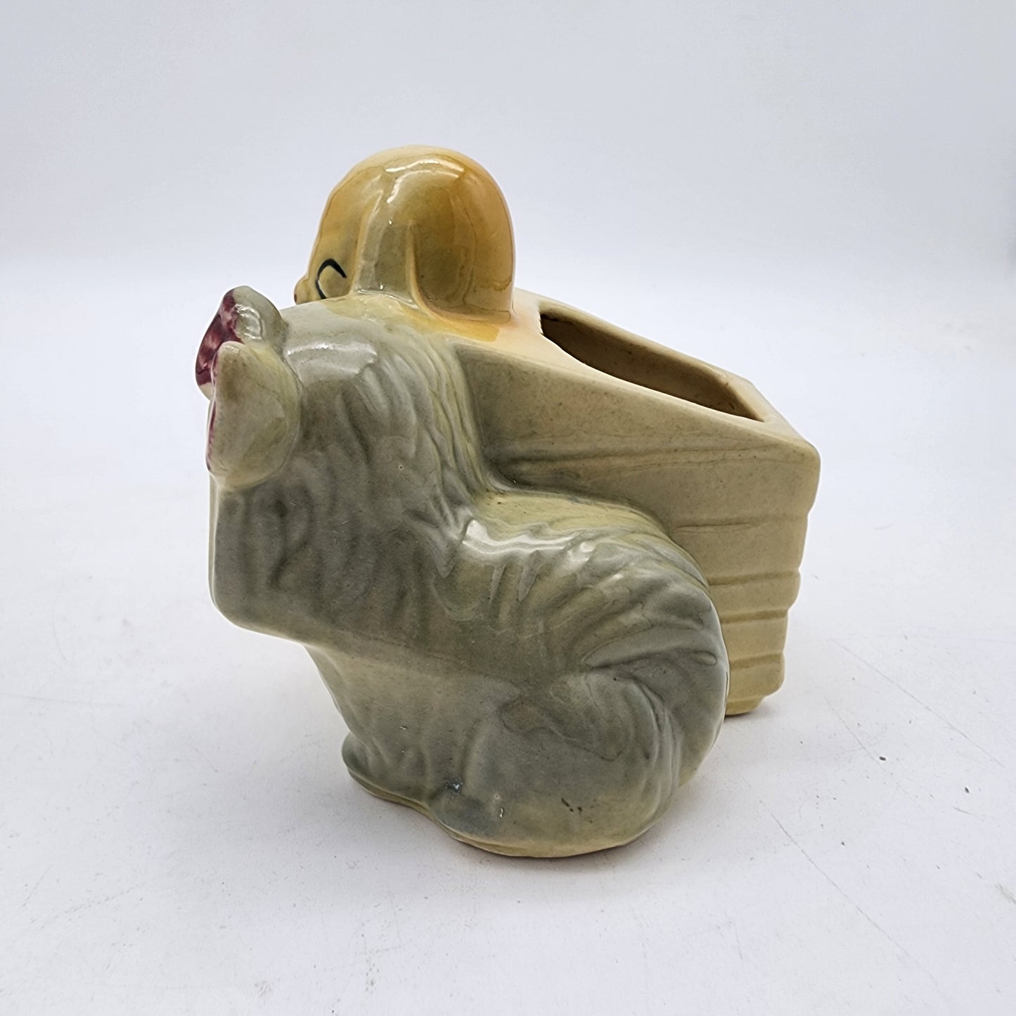 Shawnee Pottery Planter Puppy Love USA 611