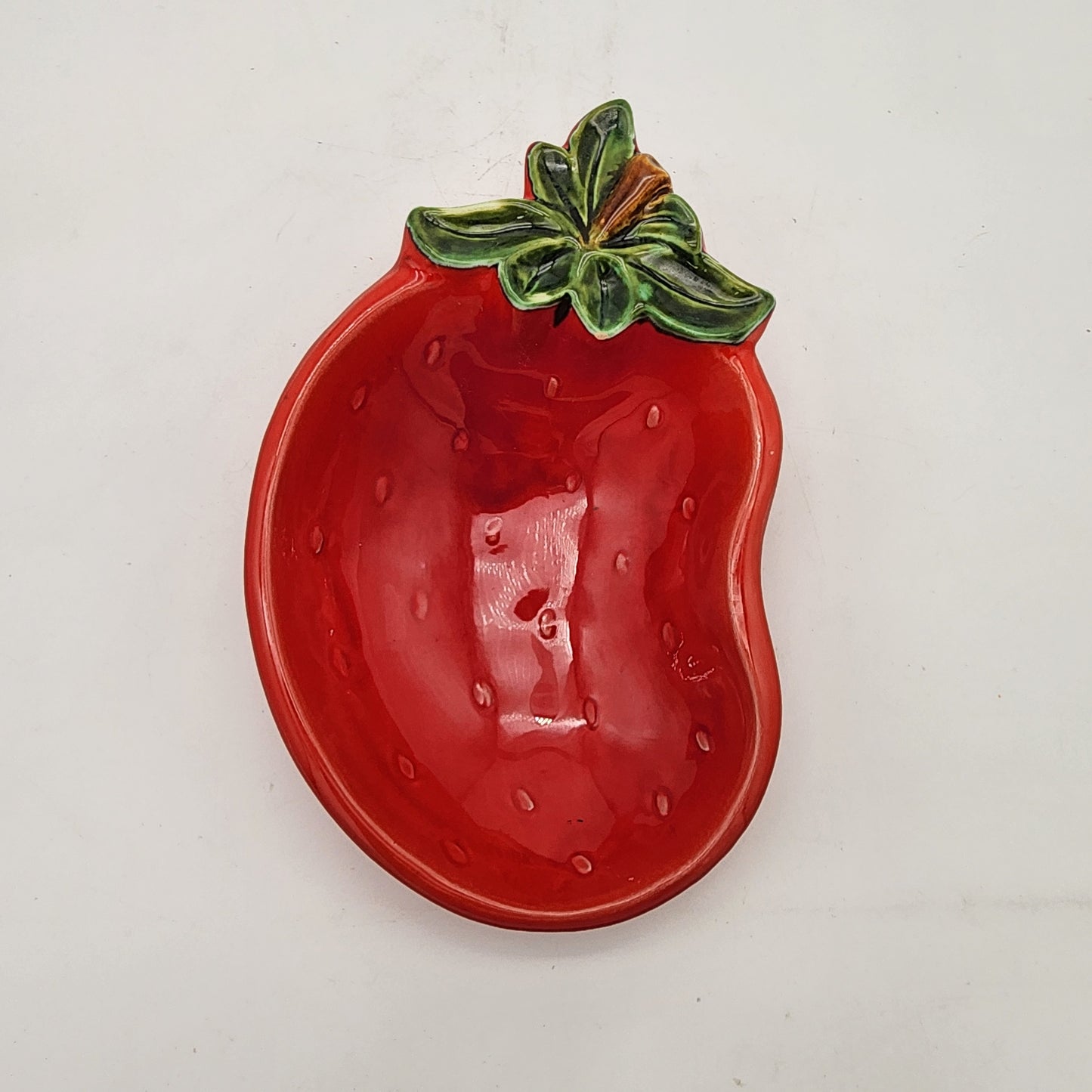 Pair of Calif Originals Strawberry Bowls 8487 USA Pottery