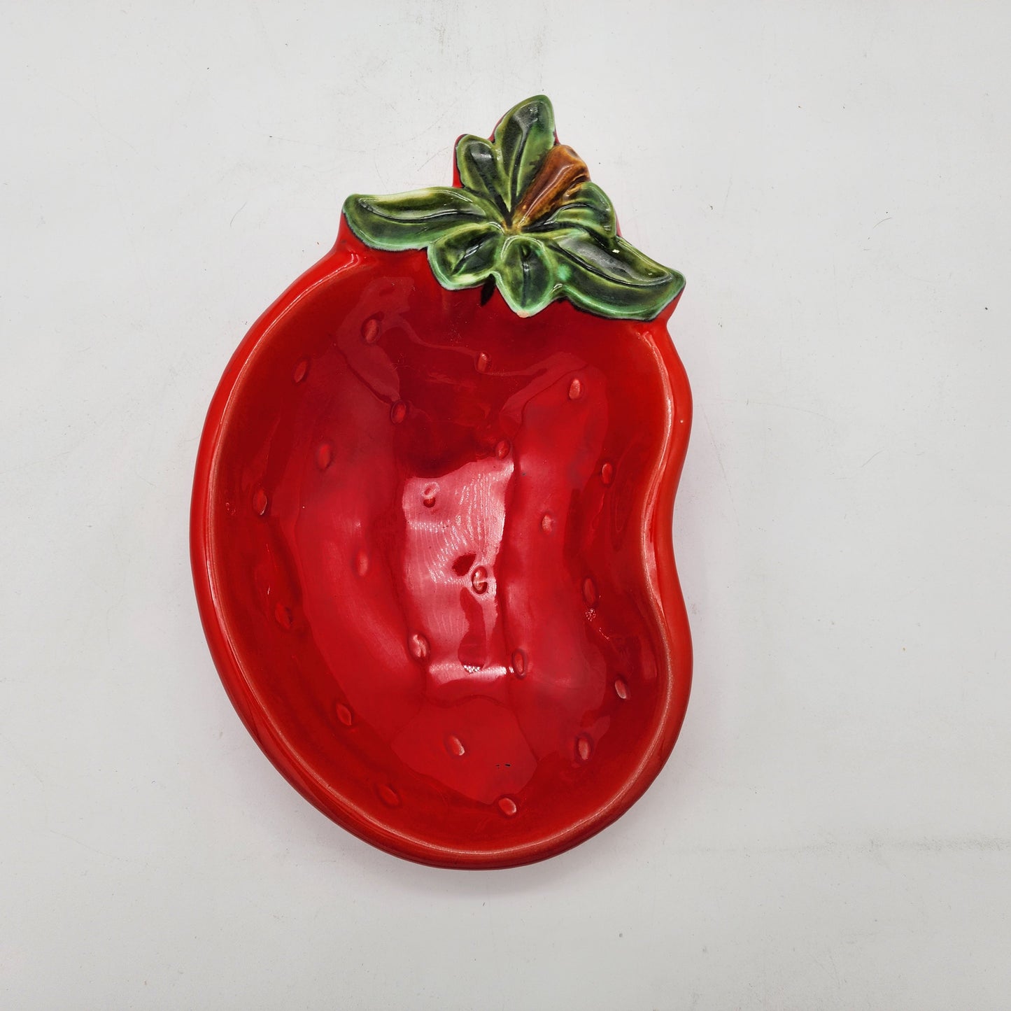 Pair of Calif Originals Strawberry Bowls 8487 USA Pottery