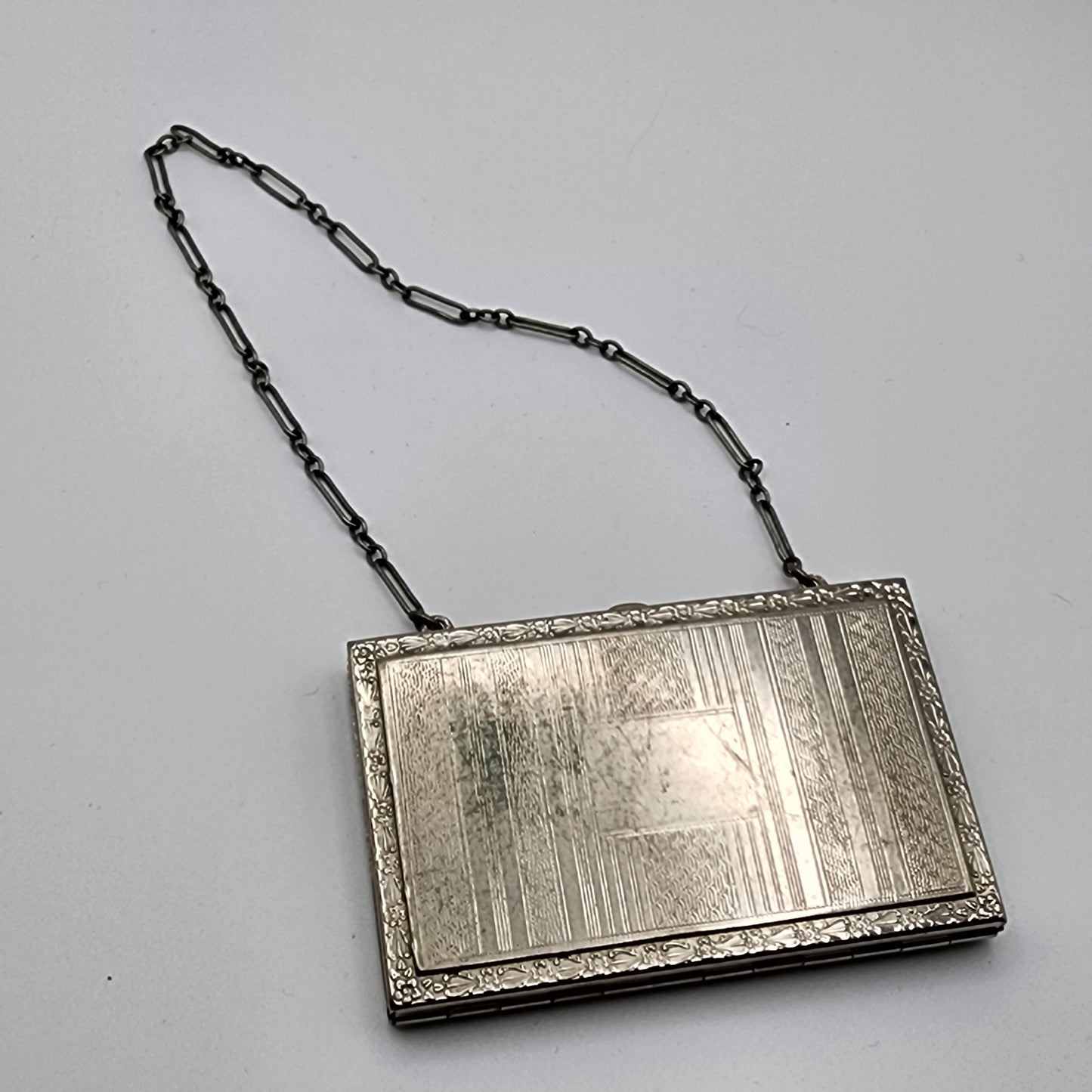 Vintage Art Deco Wristlet Compact