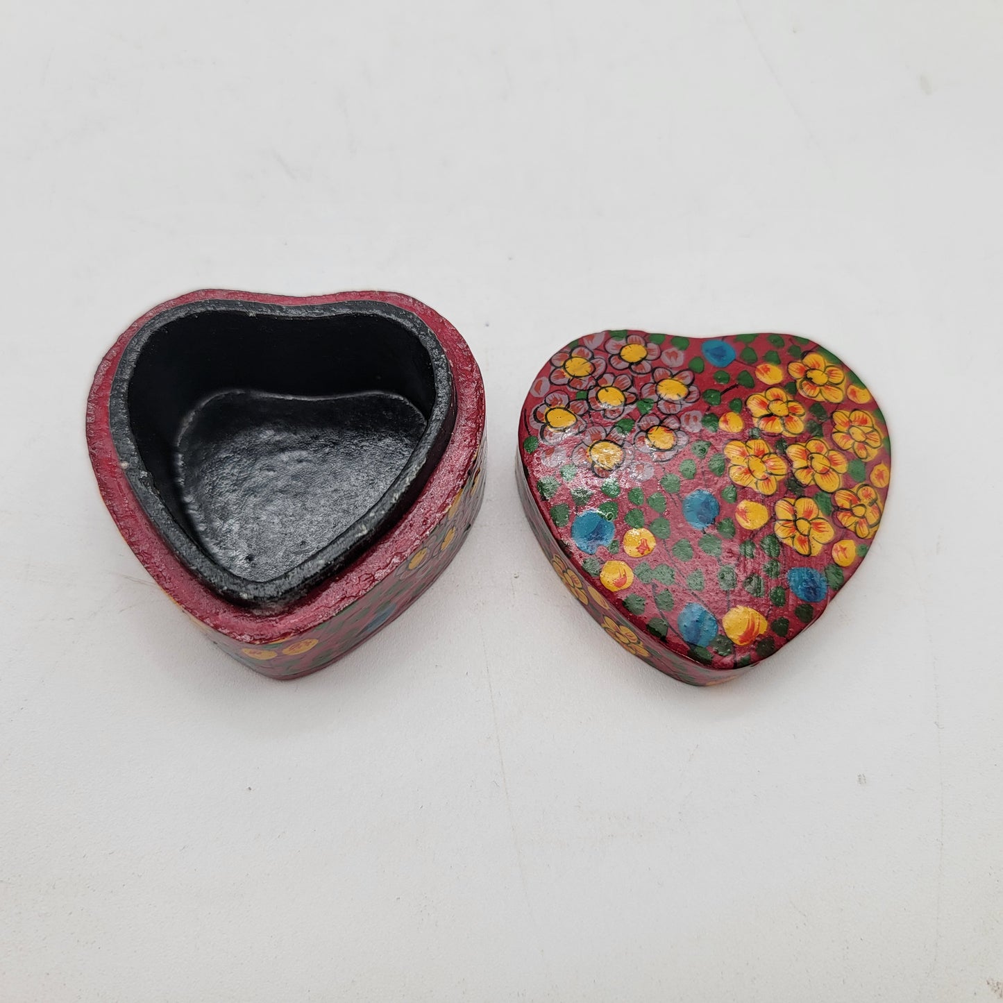 Kashmir India Paper Mache Heart Trinket Box