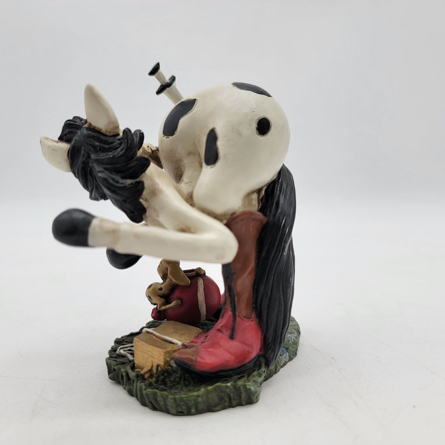 Comical "That Hurts" Horse Figurine By Rick Rowley 2002-2004 Worldwide