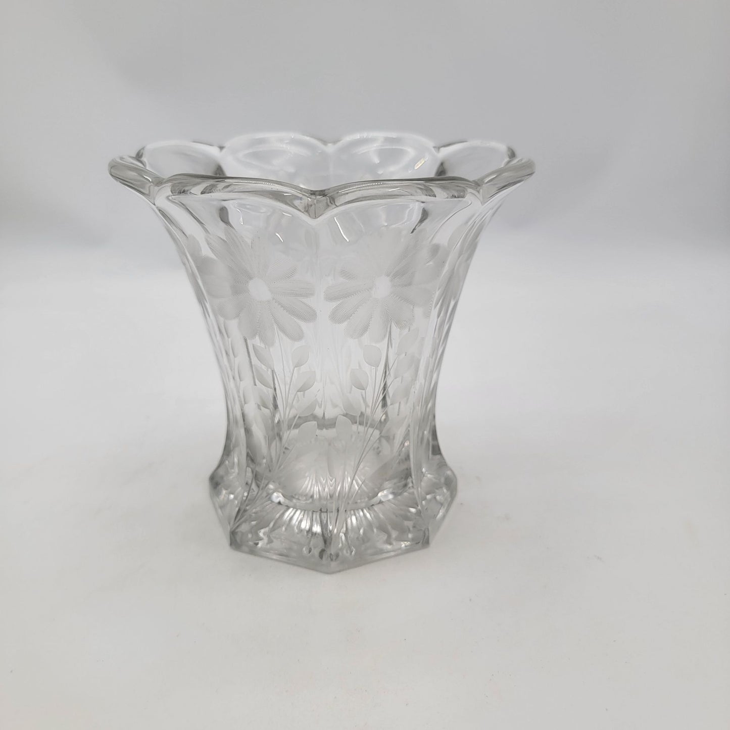 Vintage 1930's Glass Vase With Floral Etched Design