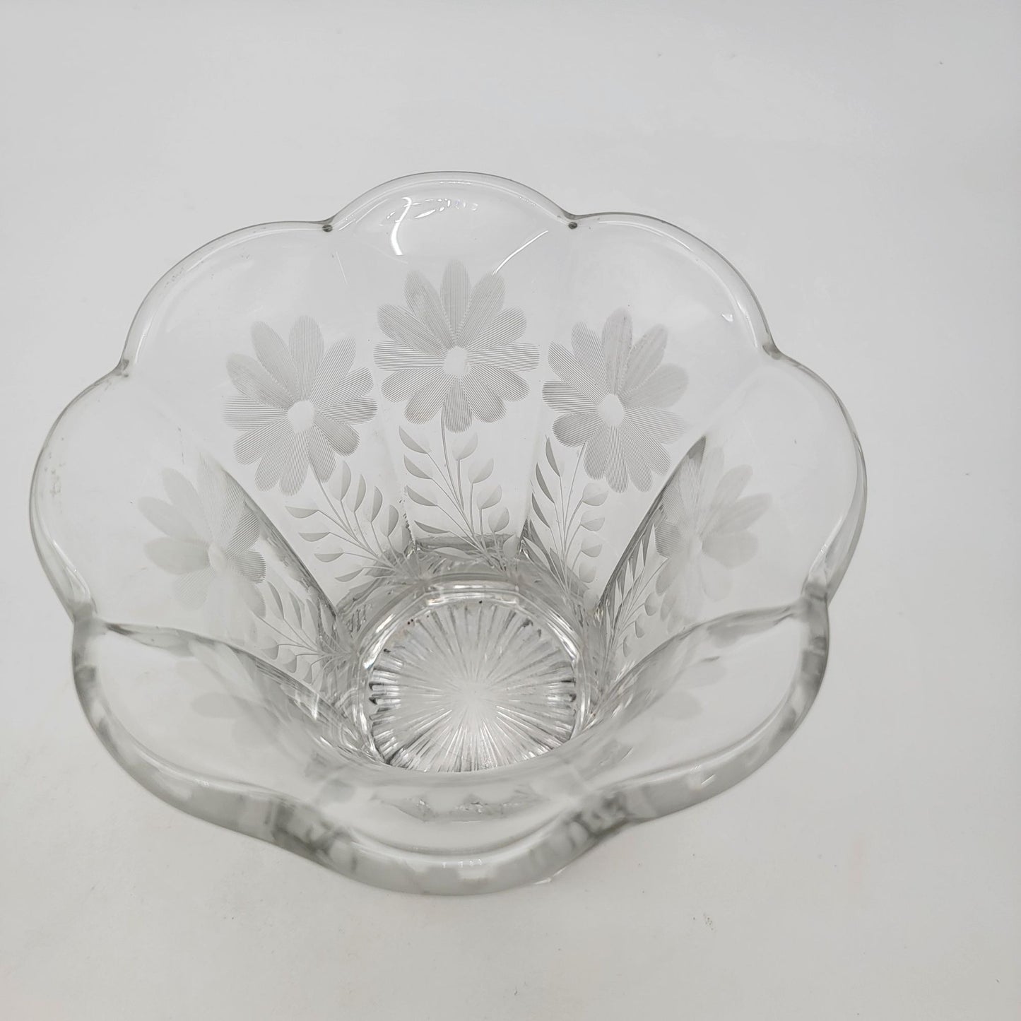 Vintage 1930's Glass Vase With Floral Etched Design