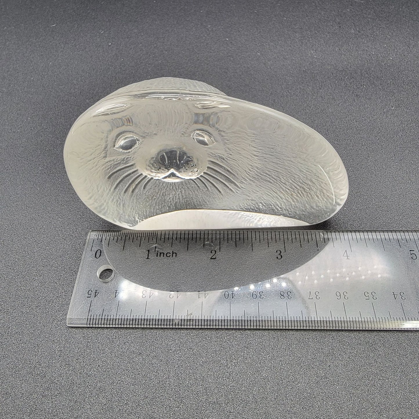Mats Jonasson Crystal Baby Seal Paperweight Signed MJ Sweden 3309
