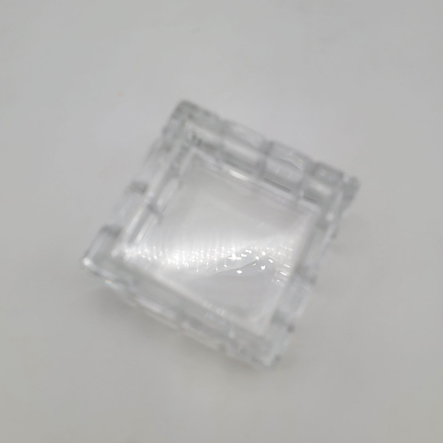 Crystal Glass Trinket Box With Geometric Lattice Design