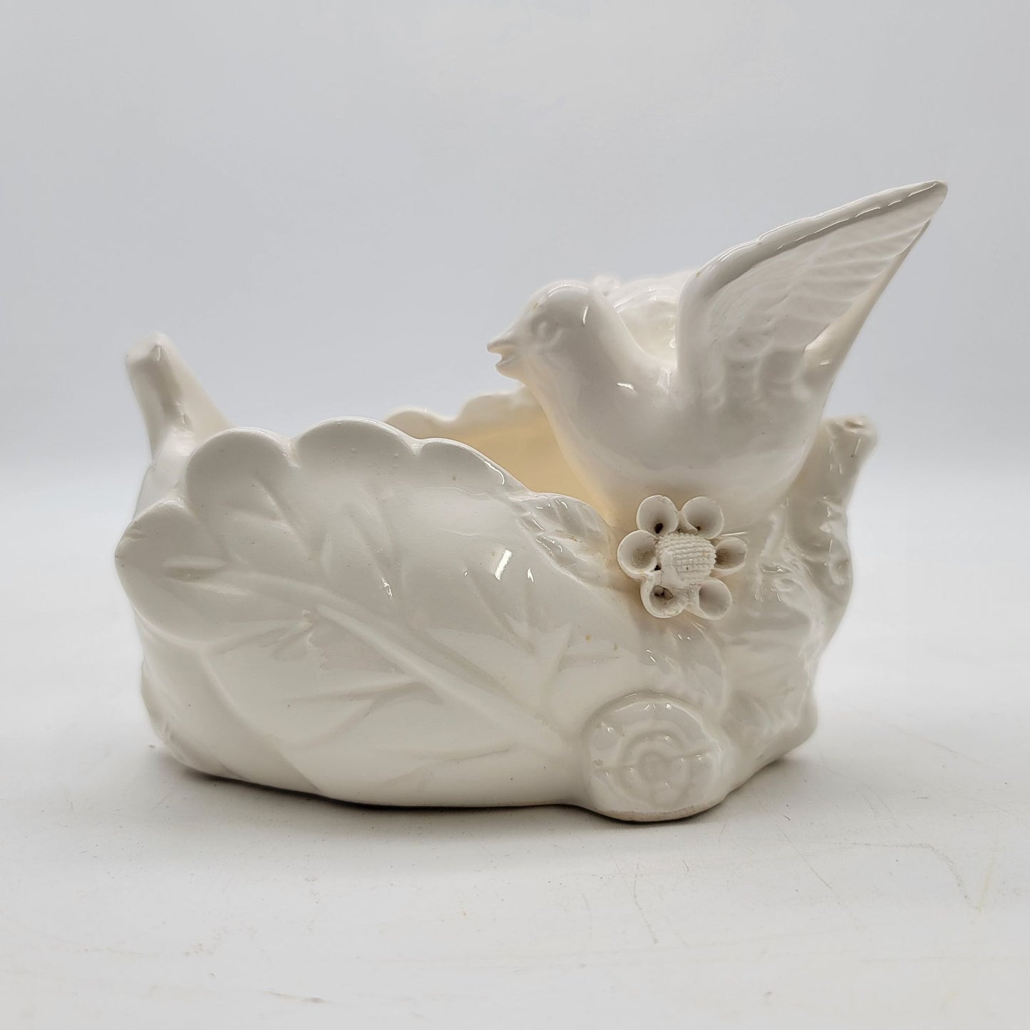 Vintage White Bird & Leaf Planter