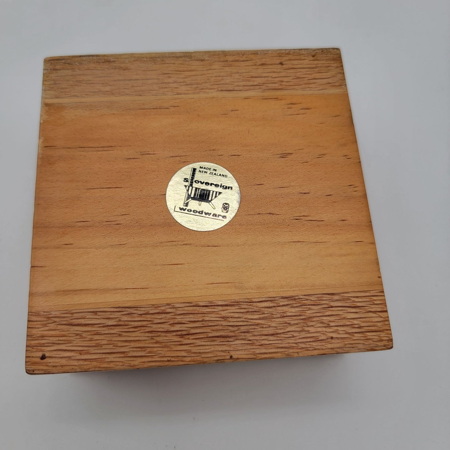 Sovereign Woodware New Zealand Native Timber Wooden Box With Hinged Lid