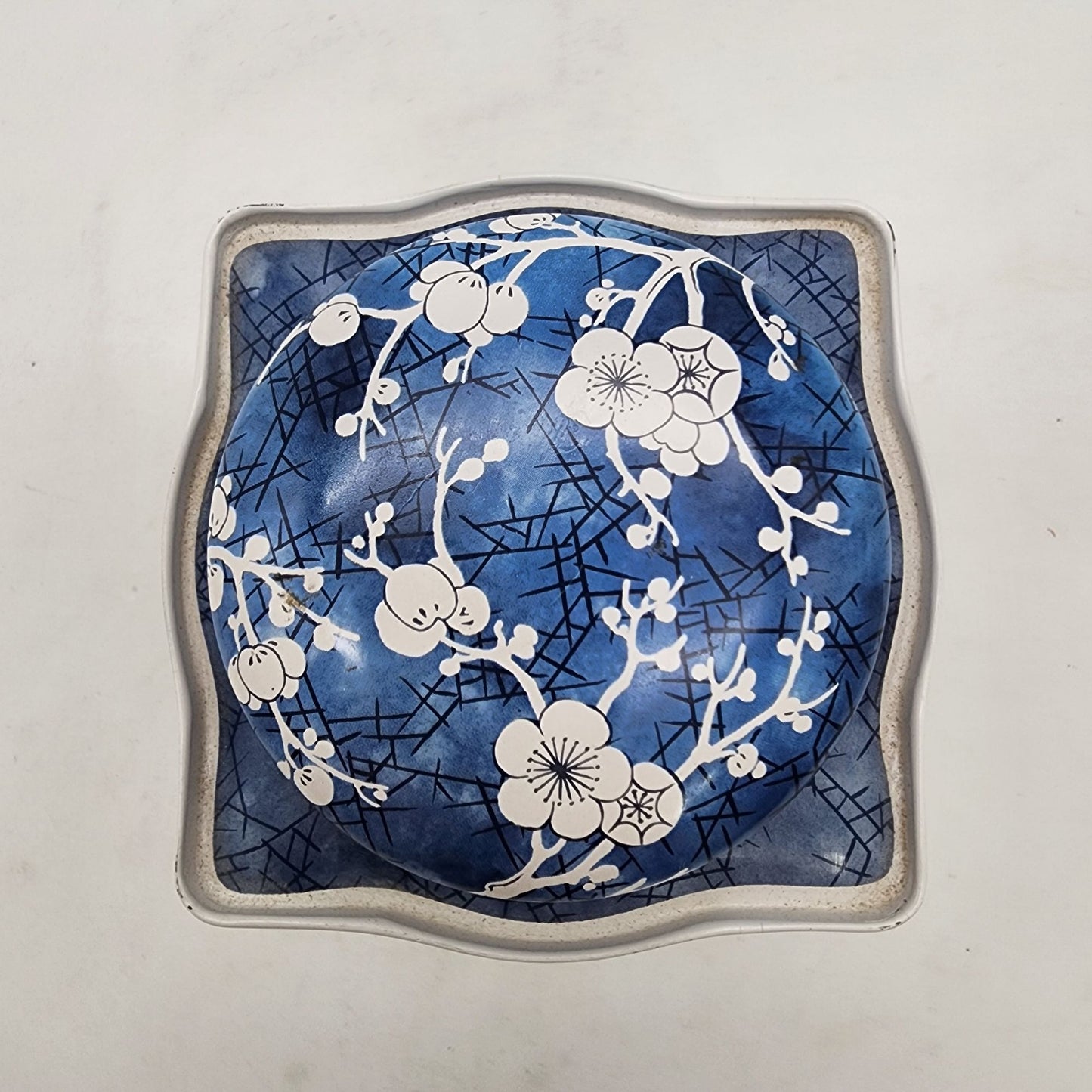 Vintage Daher England Tin Tea Box With Lid Blue & White Blossom Square