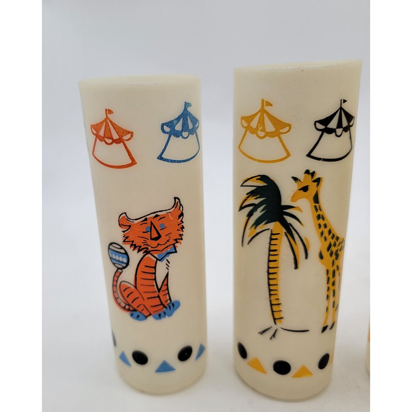 Vintage Mid-Century Modern Circus Themed Plastic Tumblers Set Of 6