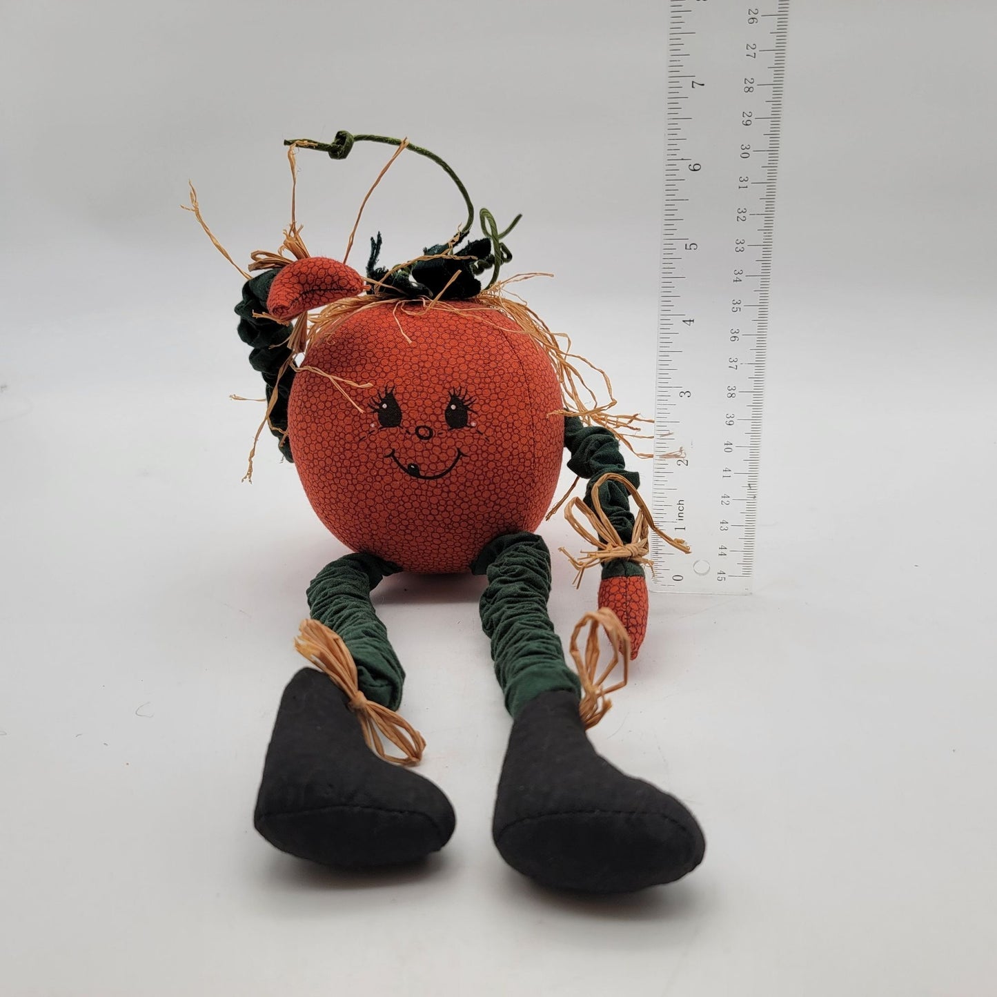 Vintage Tender Heart Treasures Pumpkin Shelf Sitter
