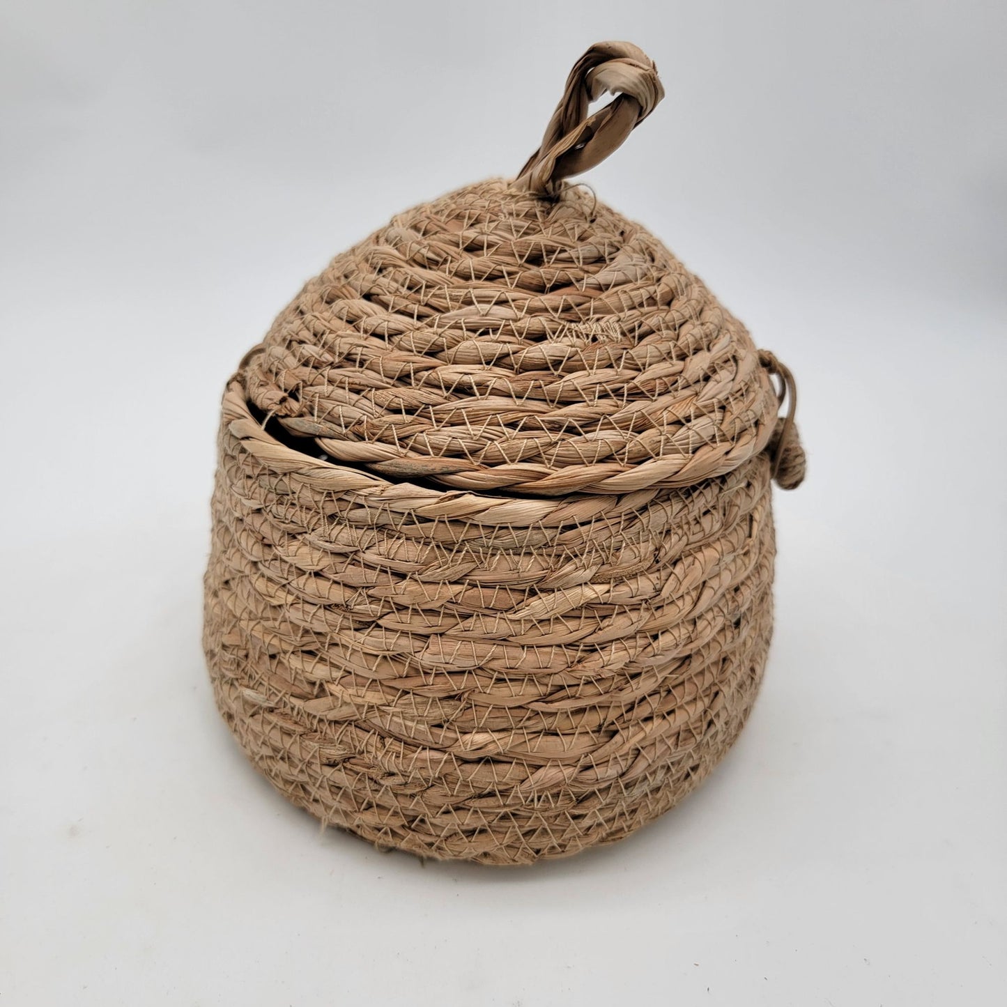Handwoven Straw Beehive Basket With Lid