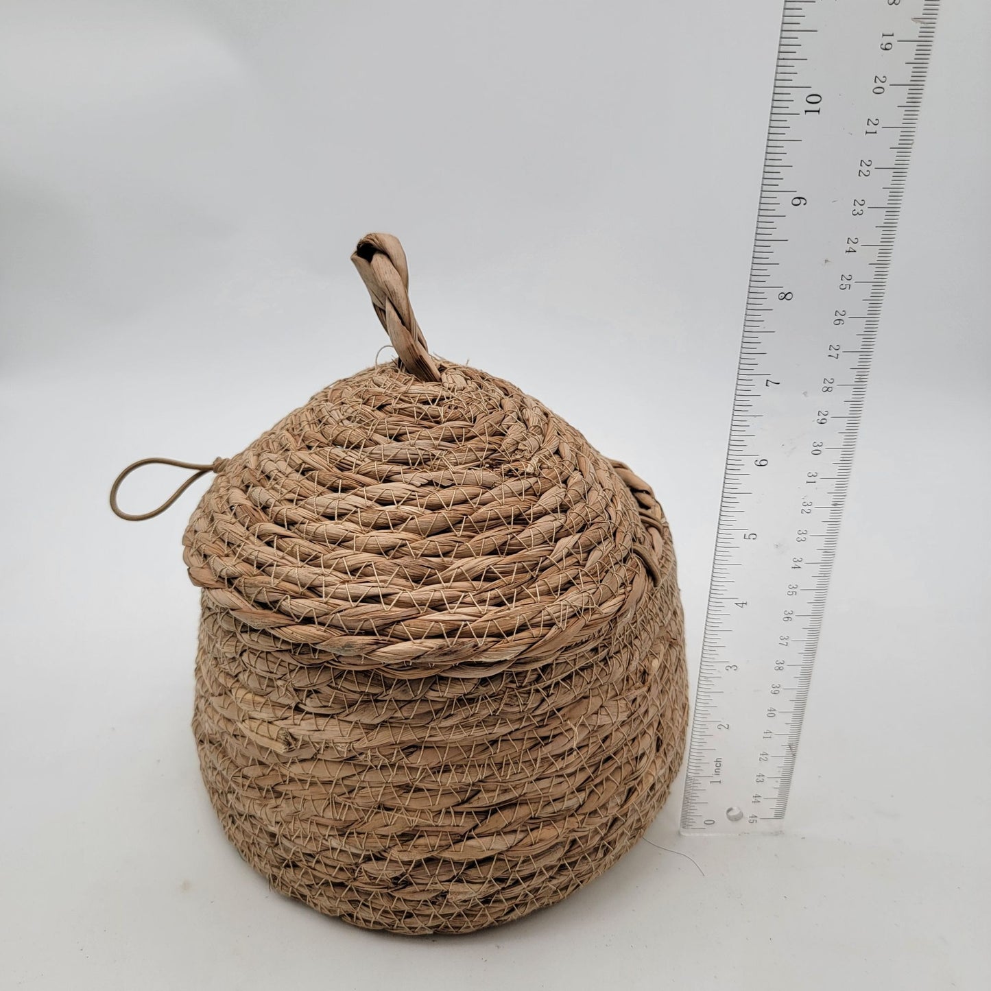Handwoven Straw Beehive Basket With Lid