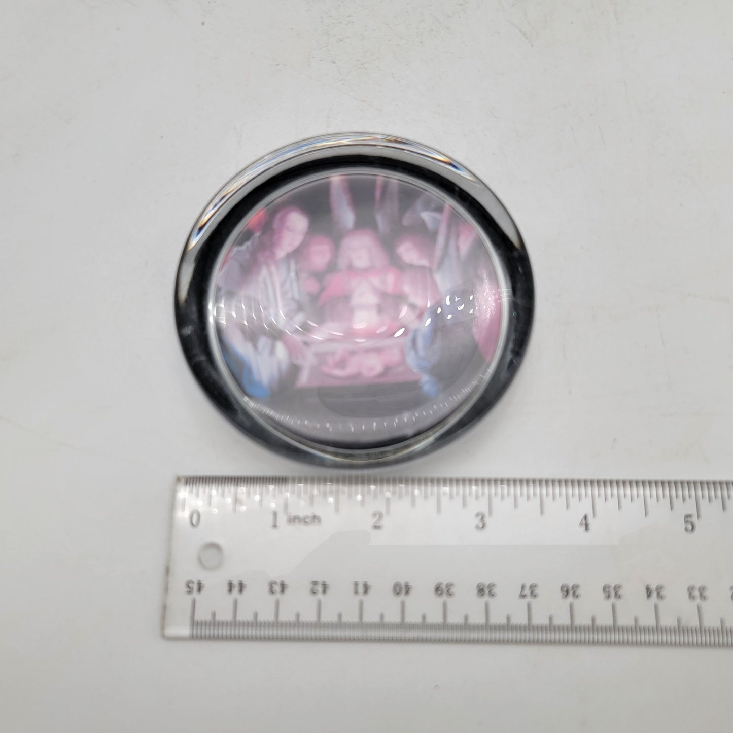 Models AM Queen Of Heaven Glass Paperweight
