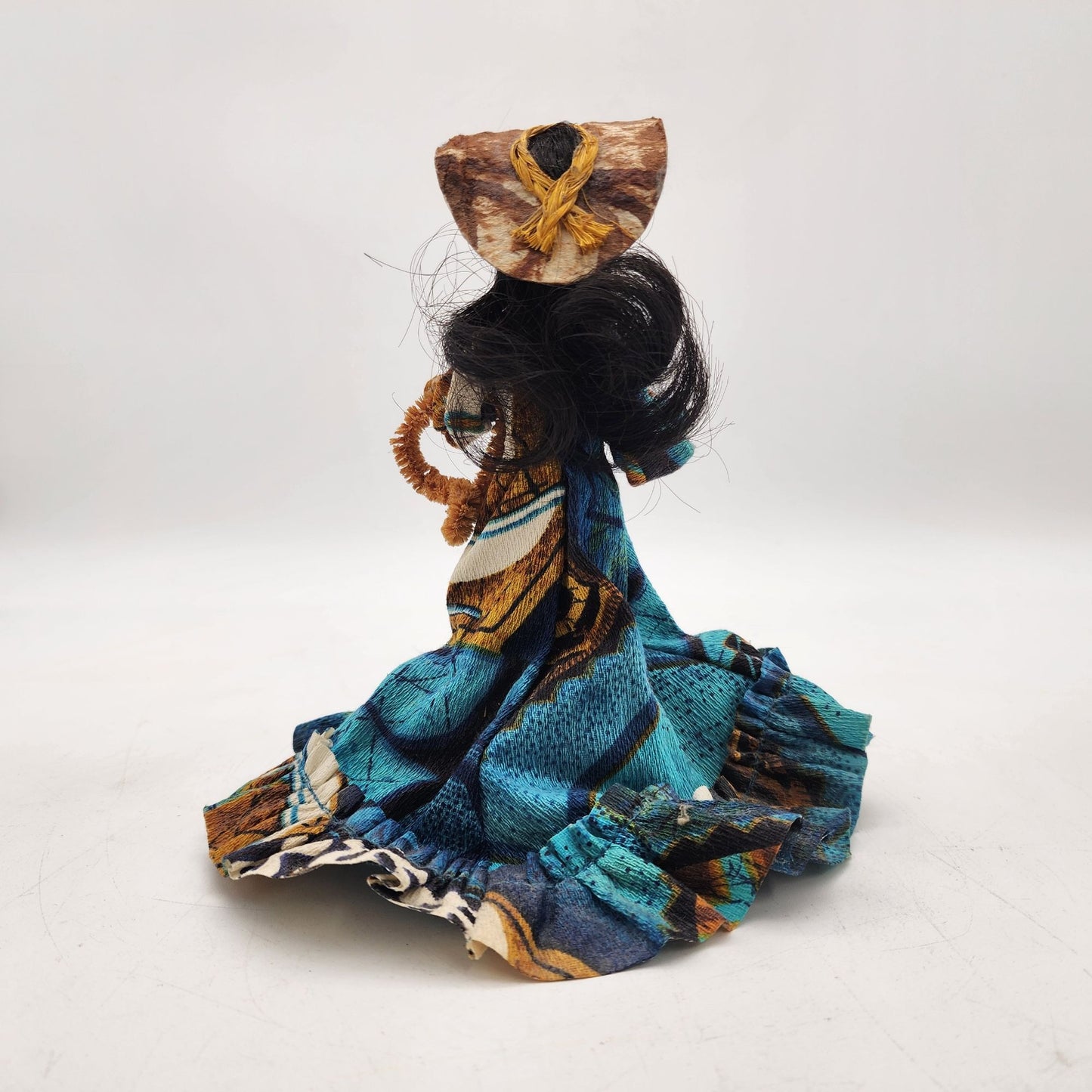 Vintage Hawaiian Makaleka Holomuu Doll