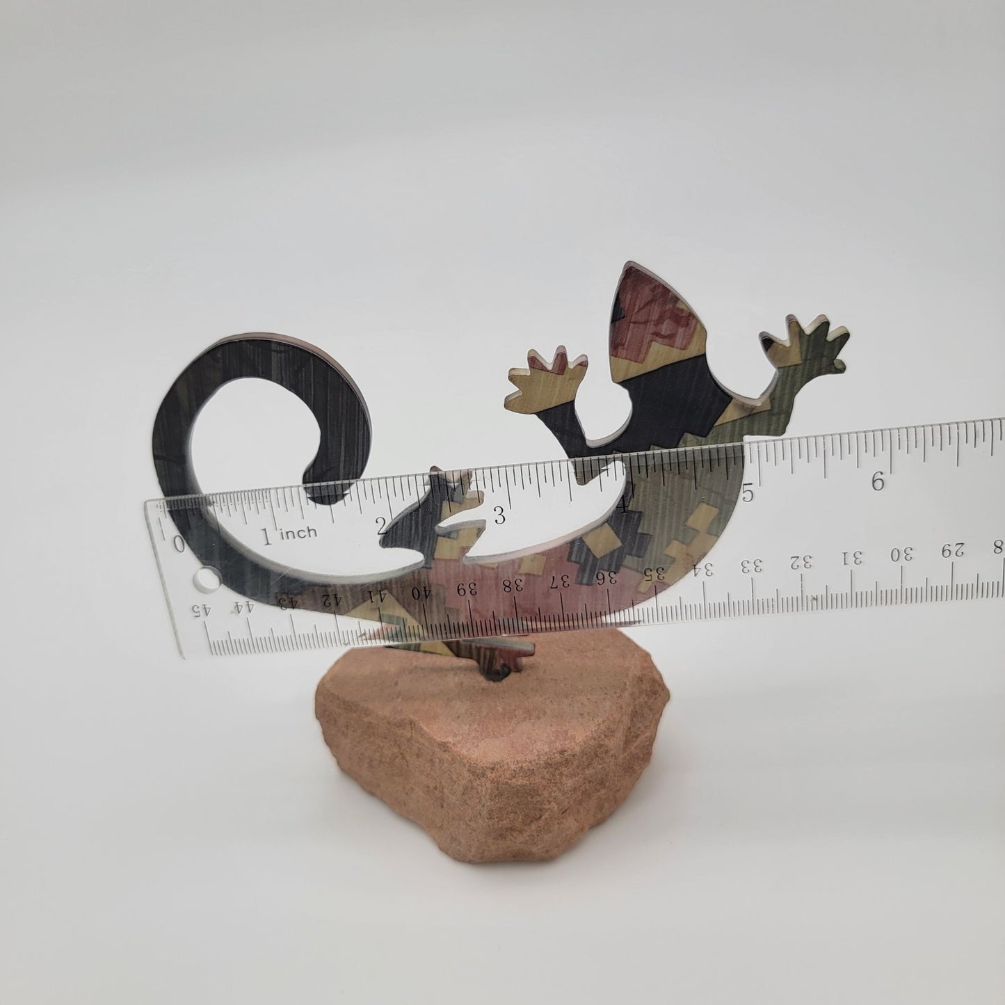 Lazart Gecko Lizard Metal Art Sculpture On Stone Base