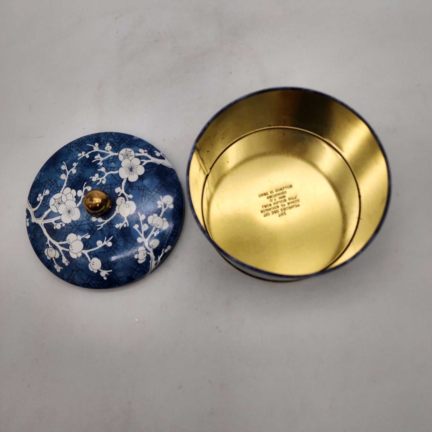 Vintage Daher England Tin Box With Lid Blue & White Blossom
