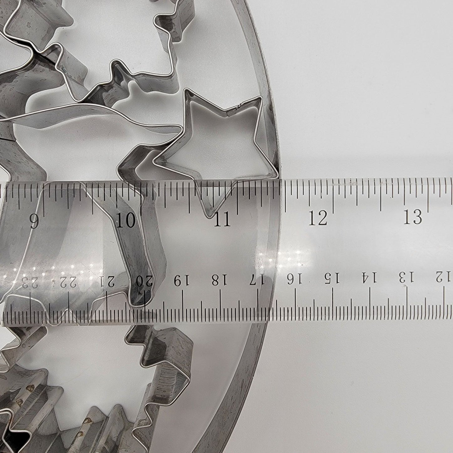 Williams Sonoma Christmas Wreath Cookie Cutter