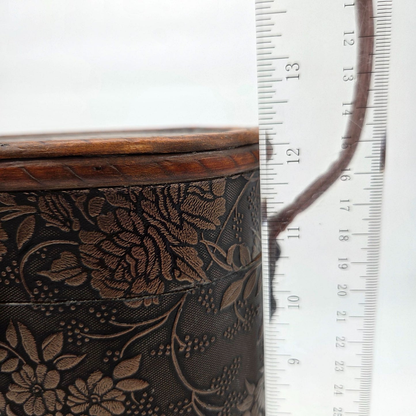 Three Hands Double Wine Bottle Carrier