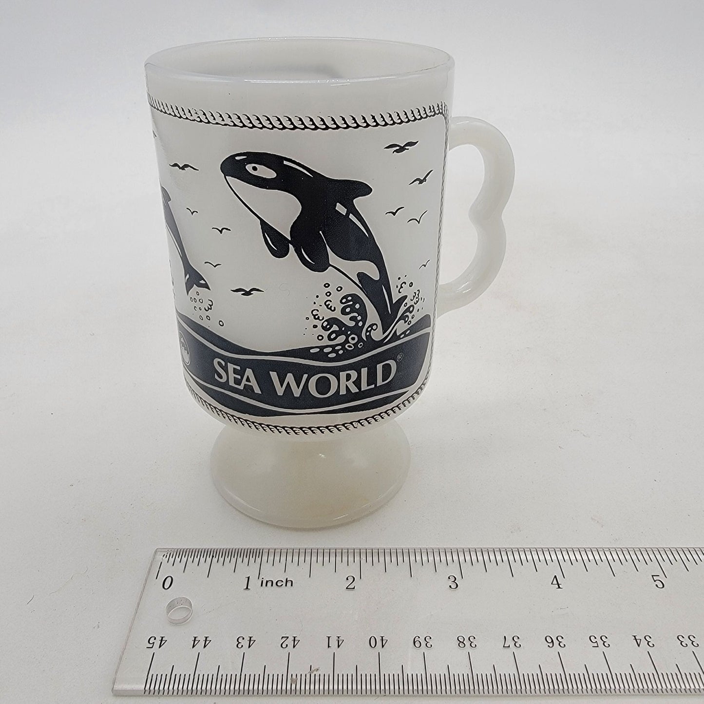 Vintage 1970's Sea World Shamu Killer Whale Footed Milk Glass Mugs Set Of 2