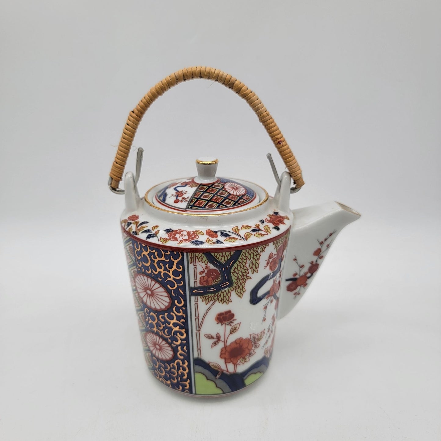 Vintage Japanese Imari Porcelain Tea Set With Teapot & 4 Cups