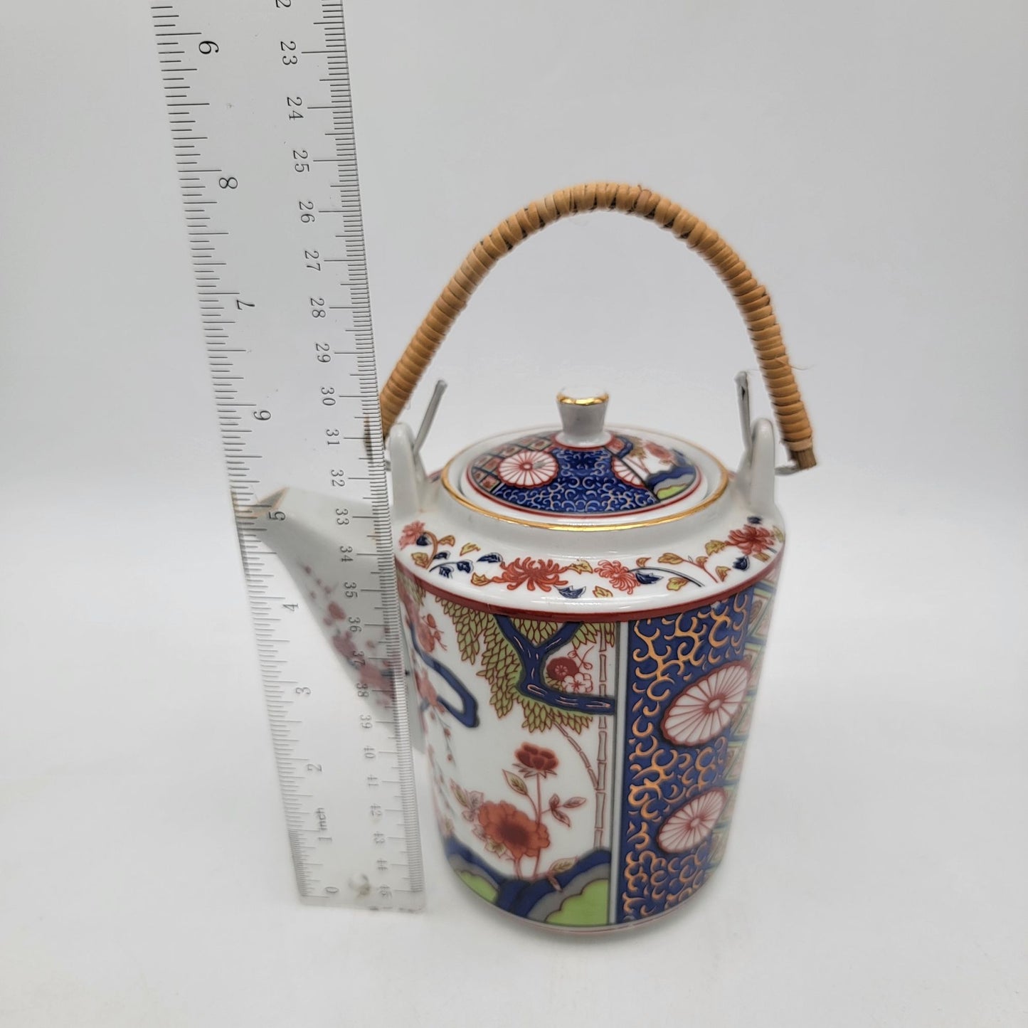 Vintage Japanese Imari Porcelain Tea Set With Teapot & 4 Cups