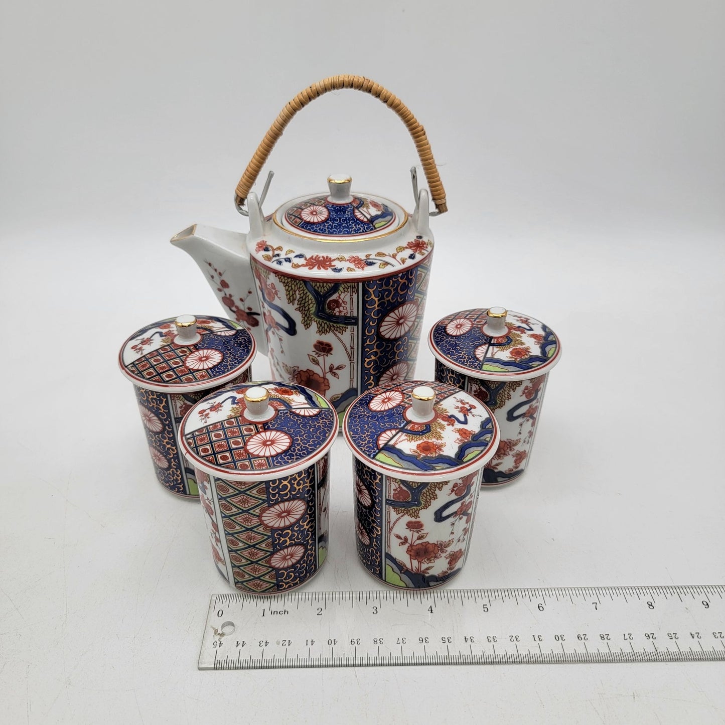 Vintage Japanese Imari Porcelain Tea Set With Teapot & 4 Cups