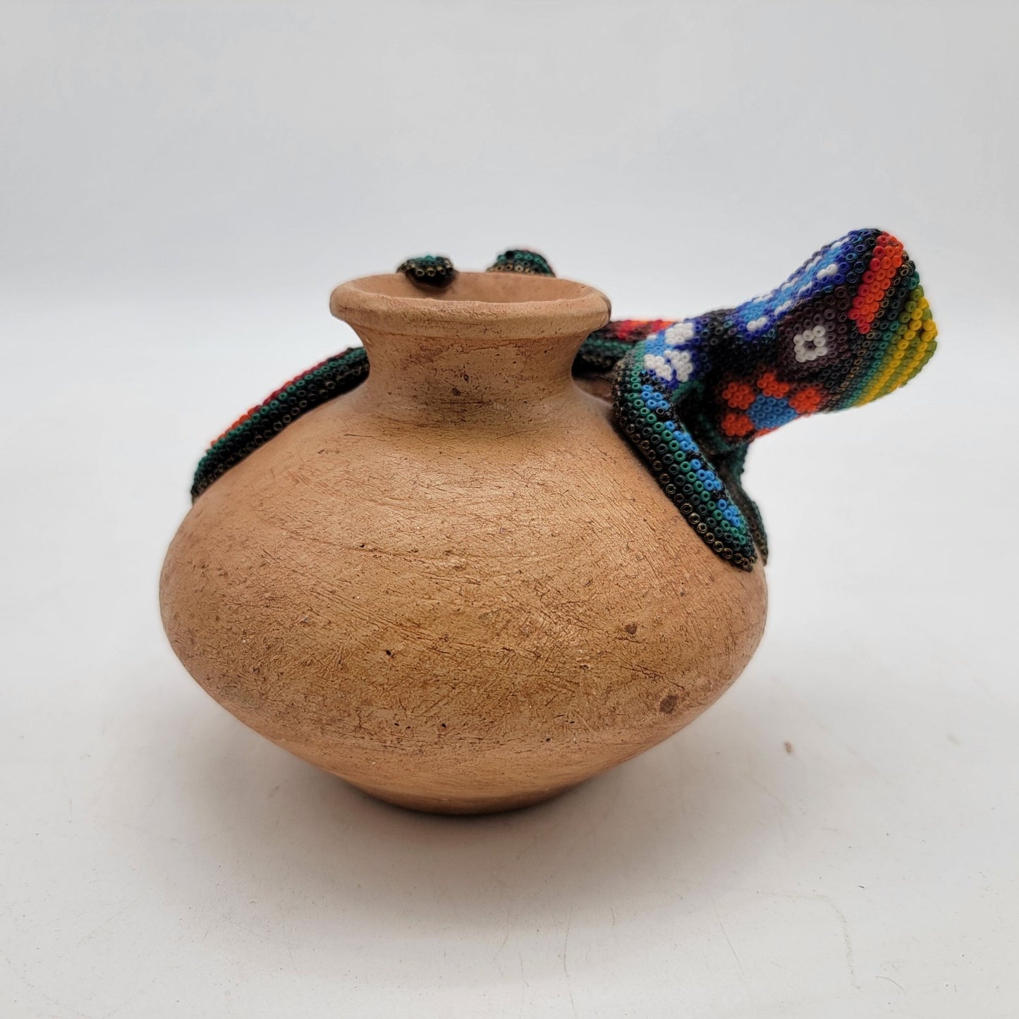 Huichol Beaded Gecko Lizard On Terra Cotta Pot Vintage Mexican Folk Art
