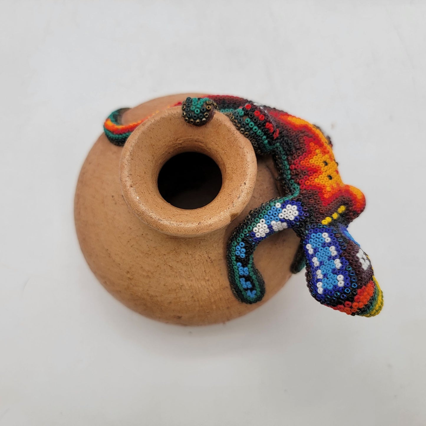 Huichol Beaded Gecko Lizard On Terra Cotta Pot Vintage Mexican Folk Art