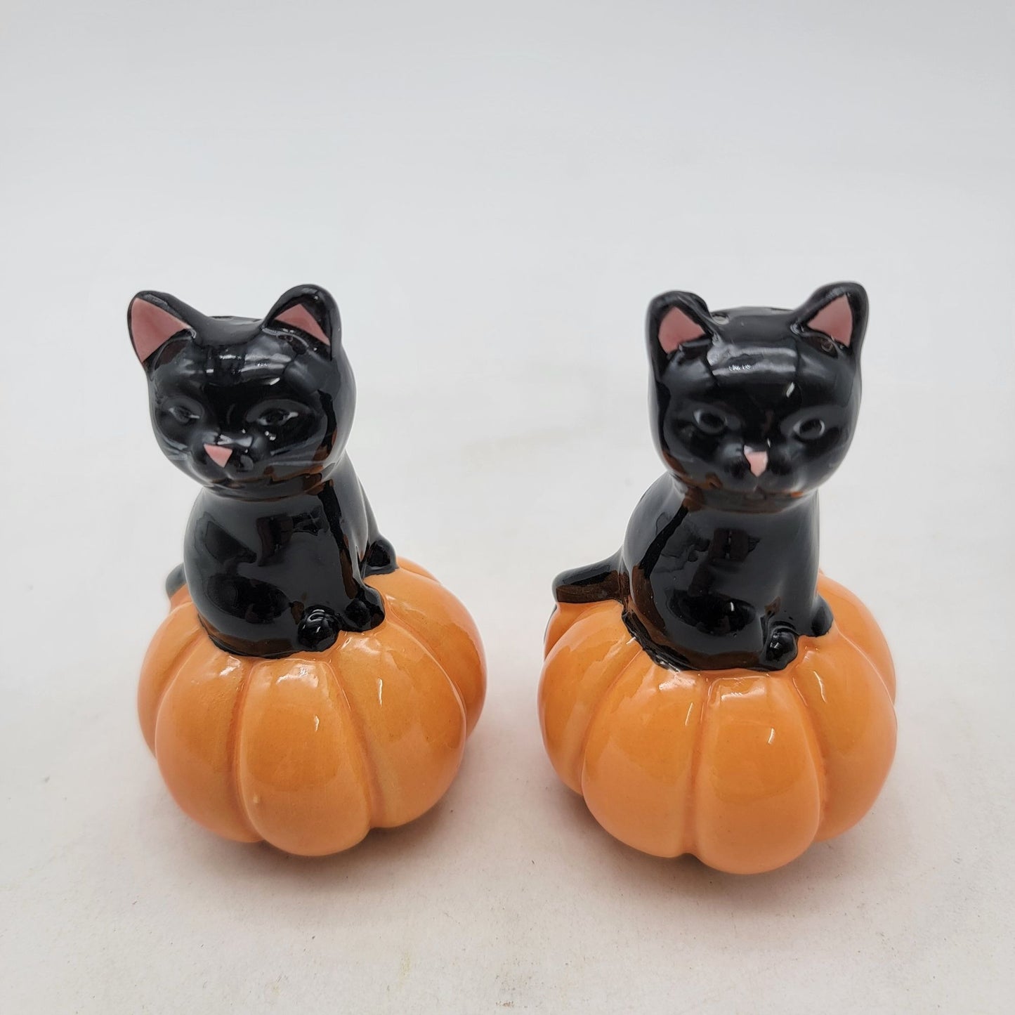 Black Cat On Pumpkin Salt & Pepper Shaker Set