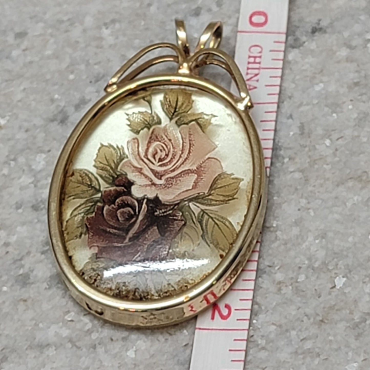Vintage Oval Gold-Tone Rose Pendant