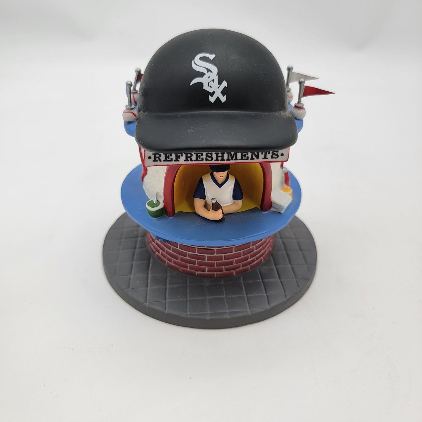Dept 56 Chicago White Sox Refreshment Stand Figurine