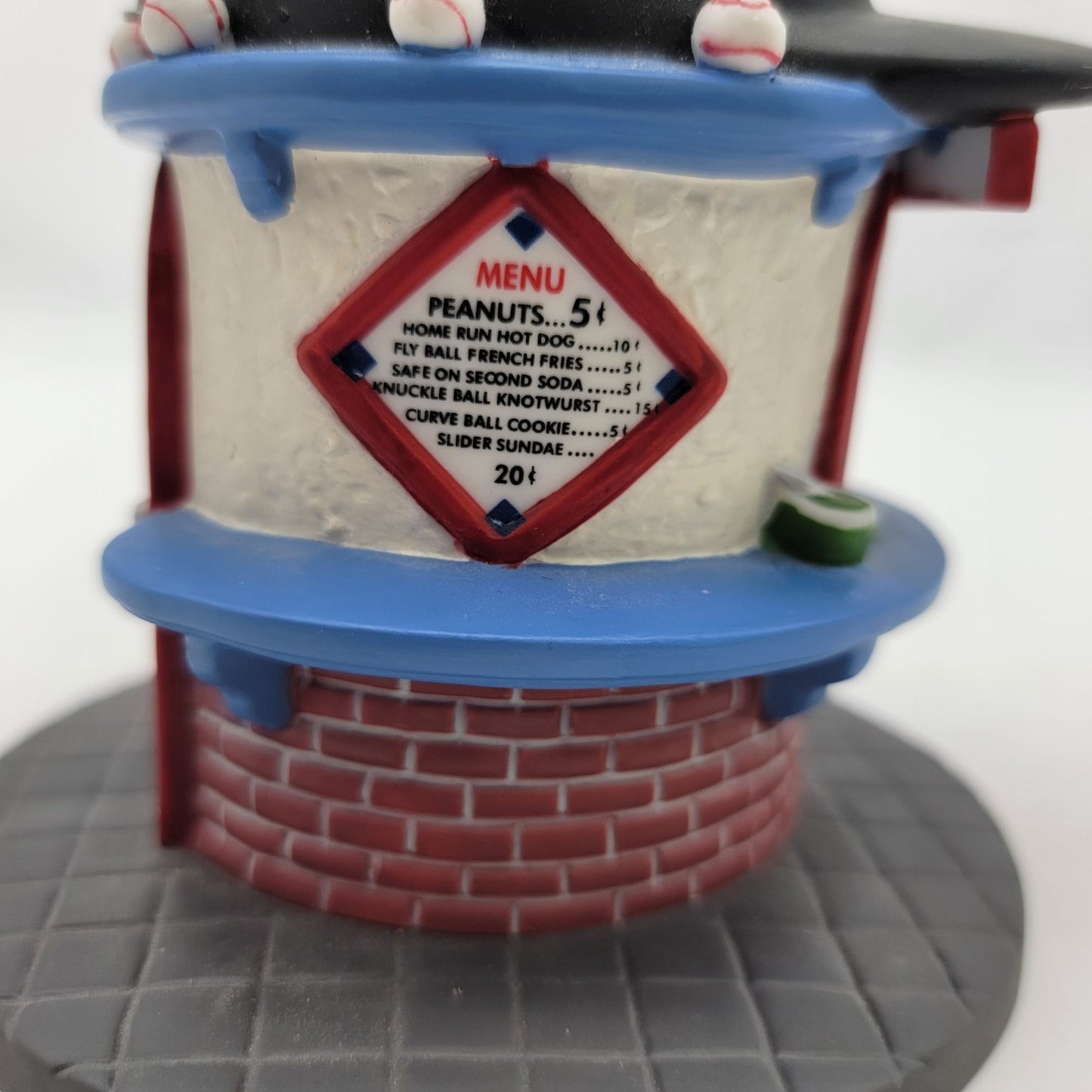 Dept 56 Chicago White Sox Refreshment Stand Figurine