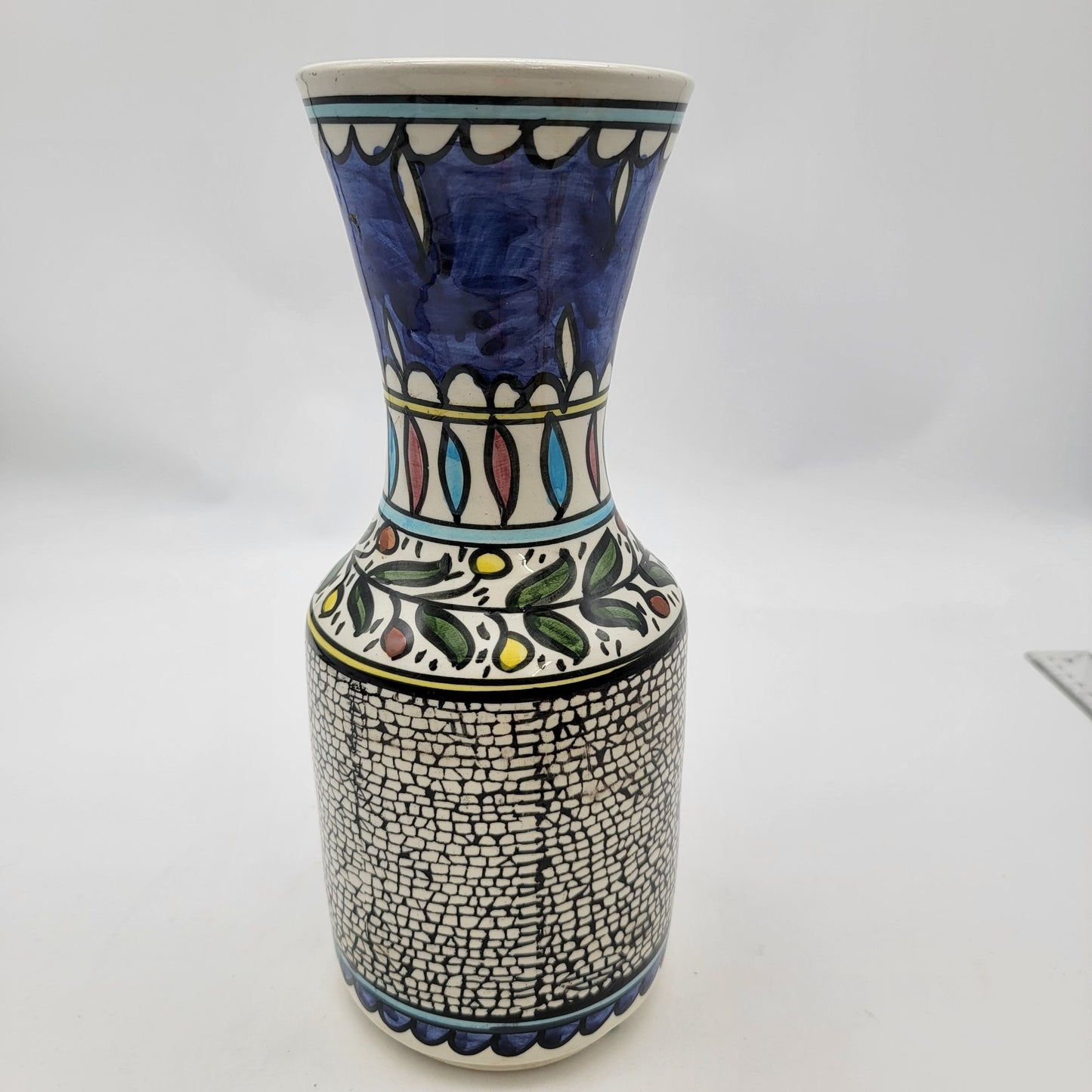 Hand-Painted Jericho Vase Mosaic Design