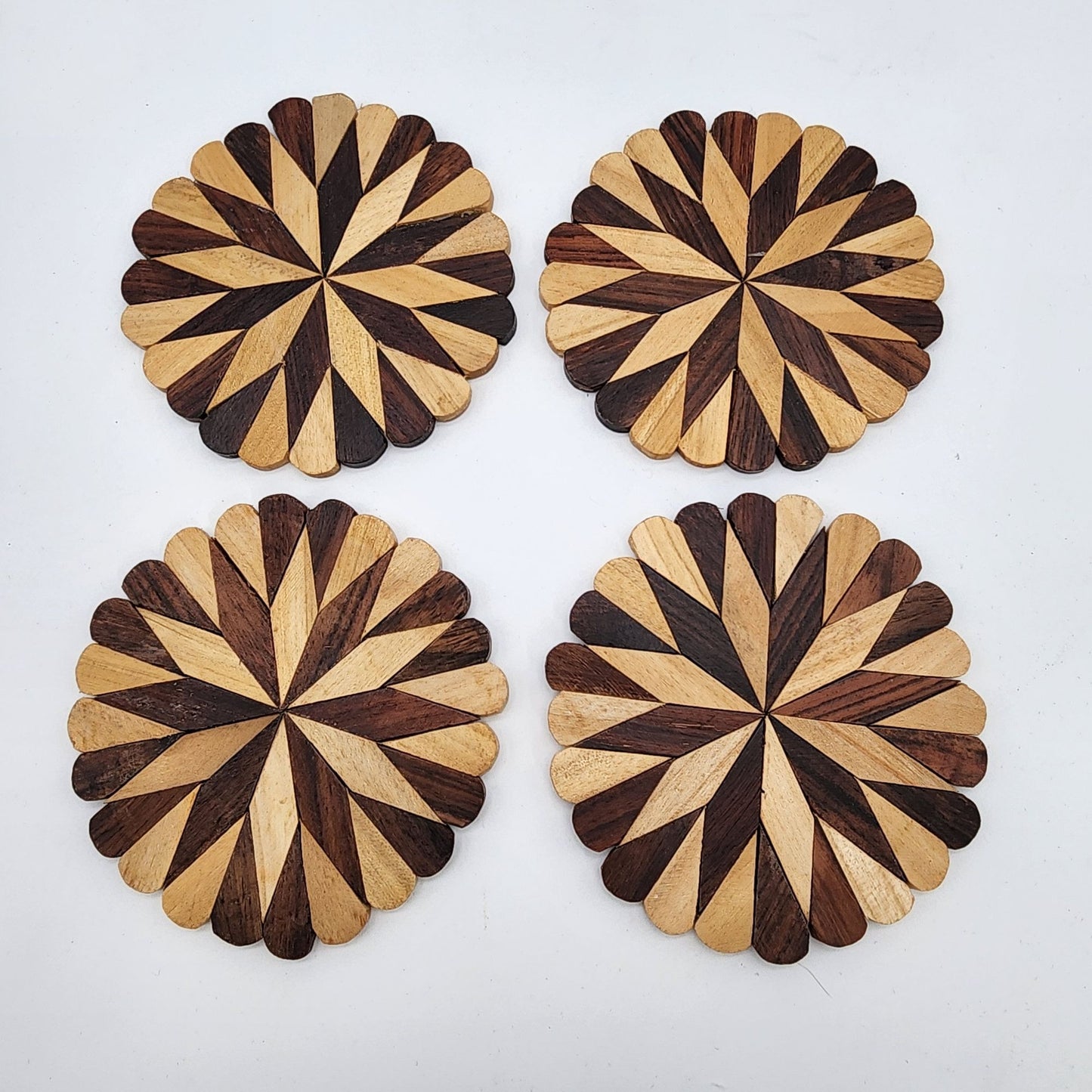 Handcrafted Wooden Coaster Set Of 4 With Intricate Geometric Pattern