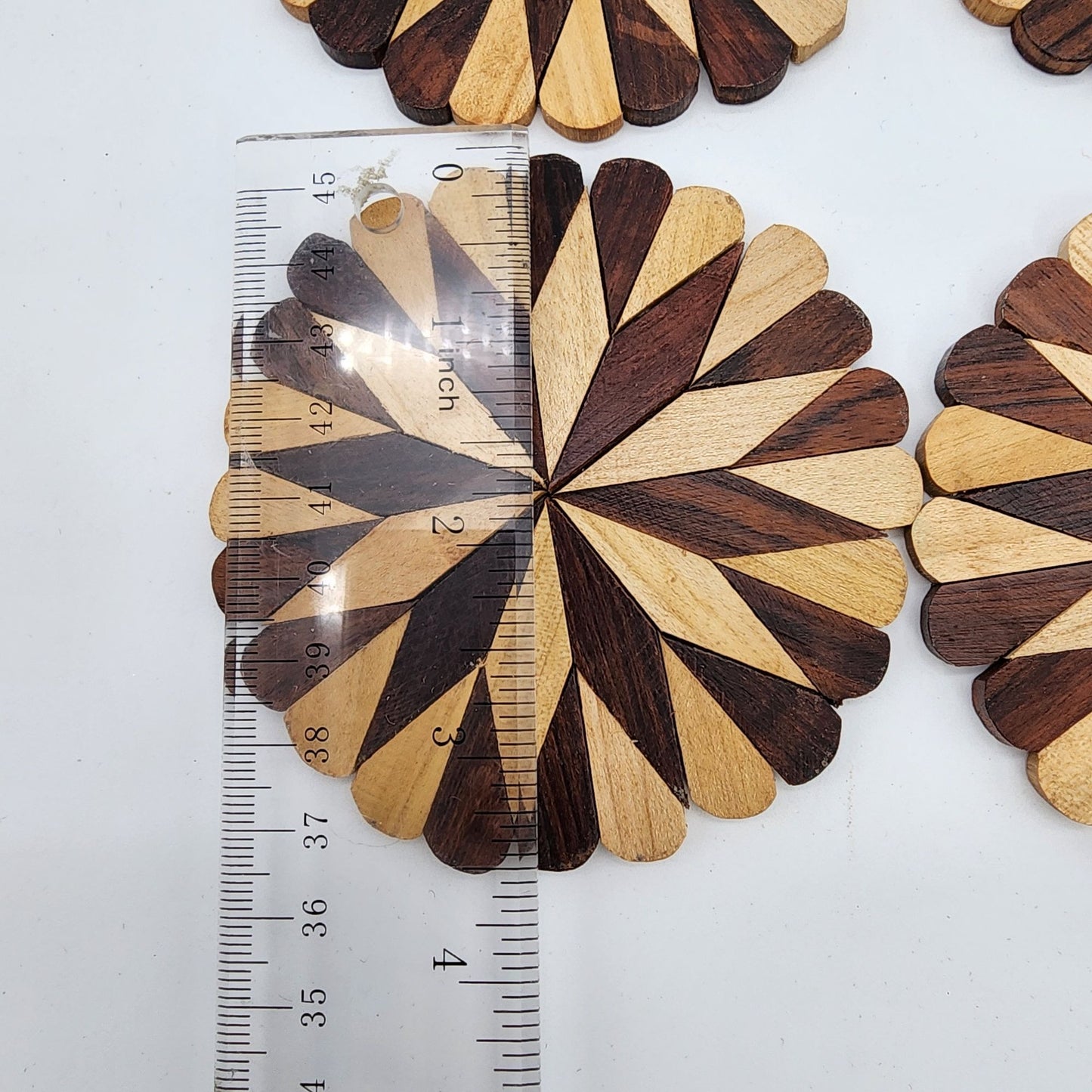 Handcrafted Wooden Coaster Set Of 4 With Intricate Geometric Pattern
