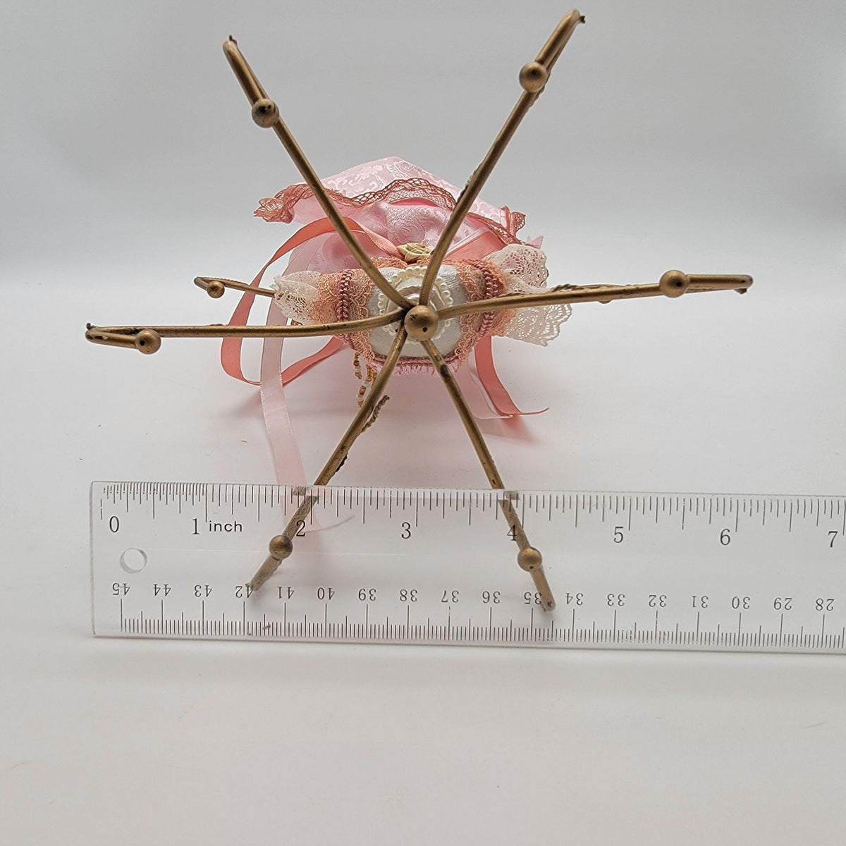 Victorian-style Dress Form Mannequin Jewelry Holder