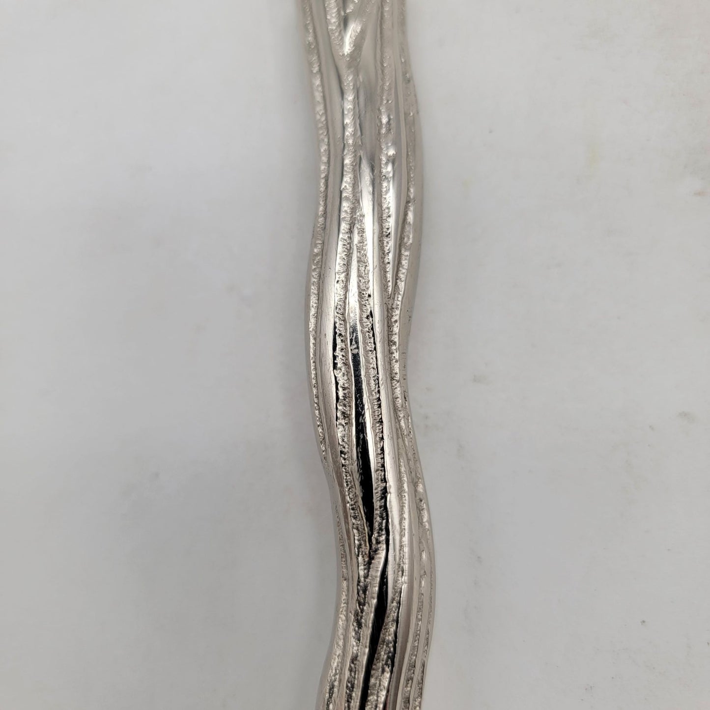 Silver Tone Scallop Shell Handle Magnifying Glass