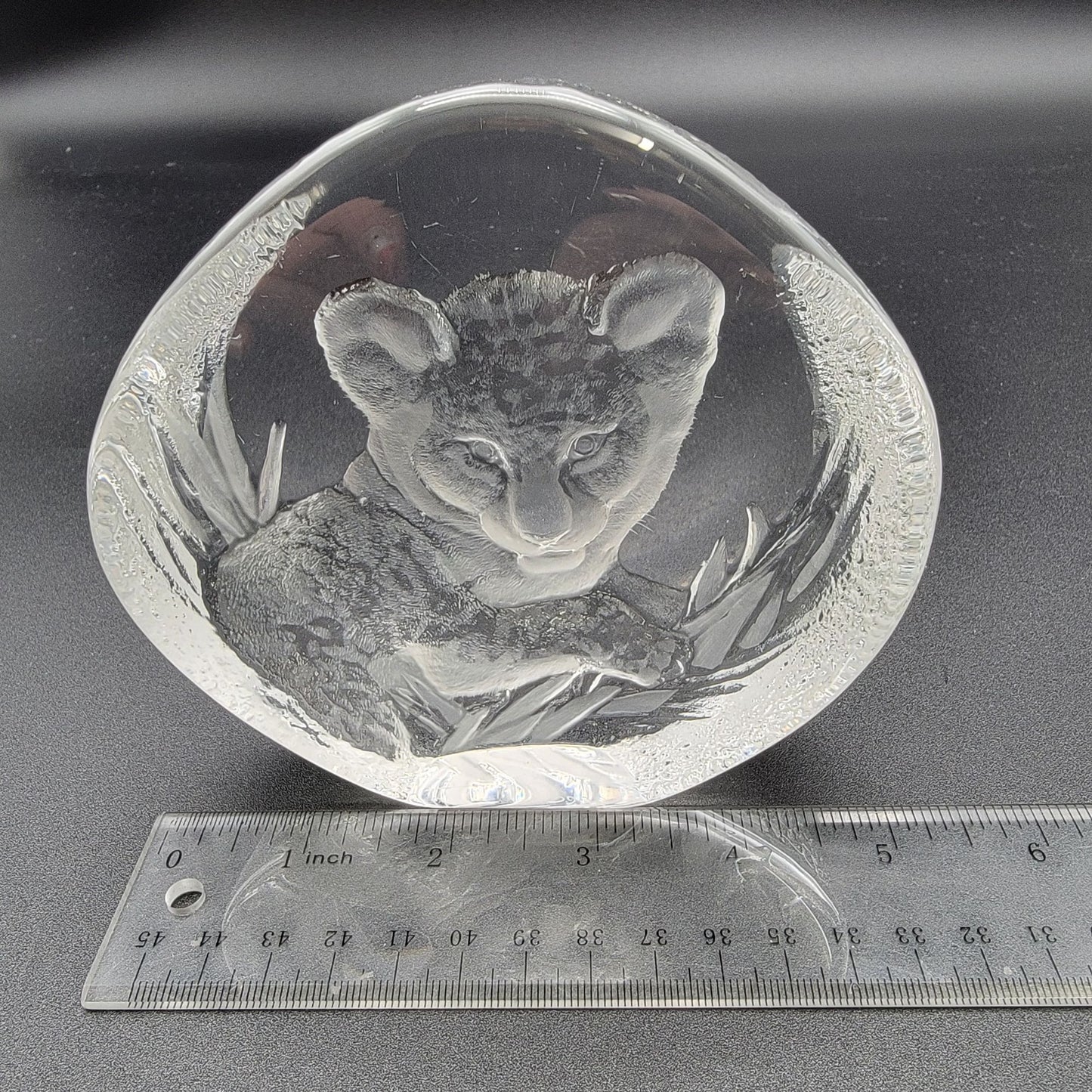 Mats Jonasson Crystal Leopard Cub Paperweight Signed M Jonasson Sweden