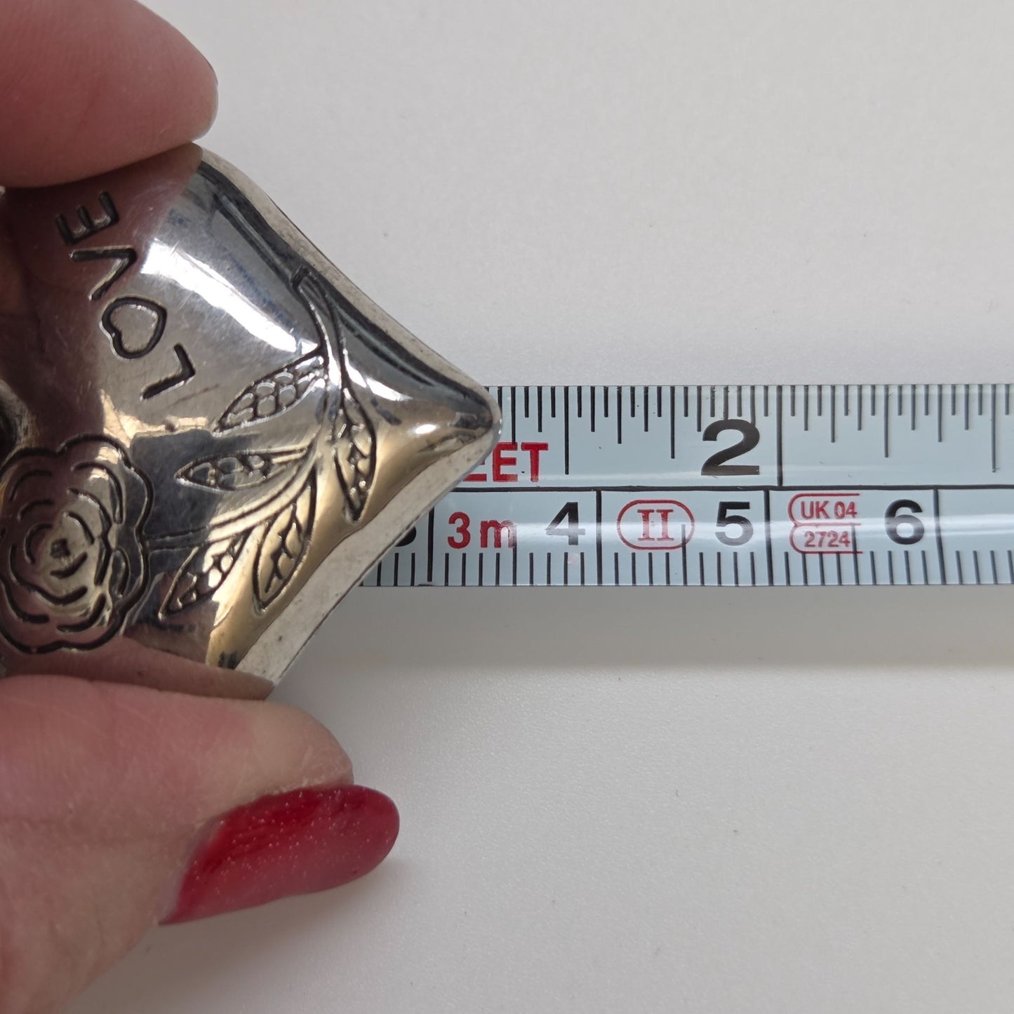 Vintage Love Puffy Heart Pendant Rose & Leaf Engraving