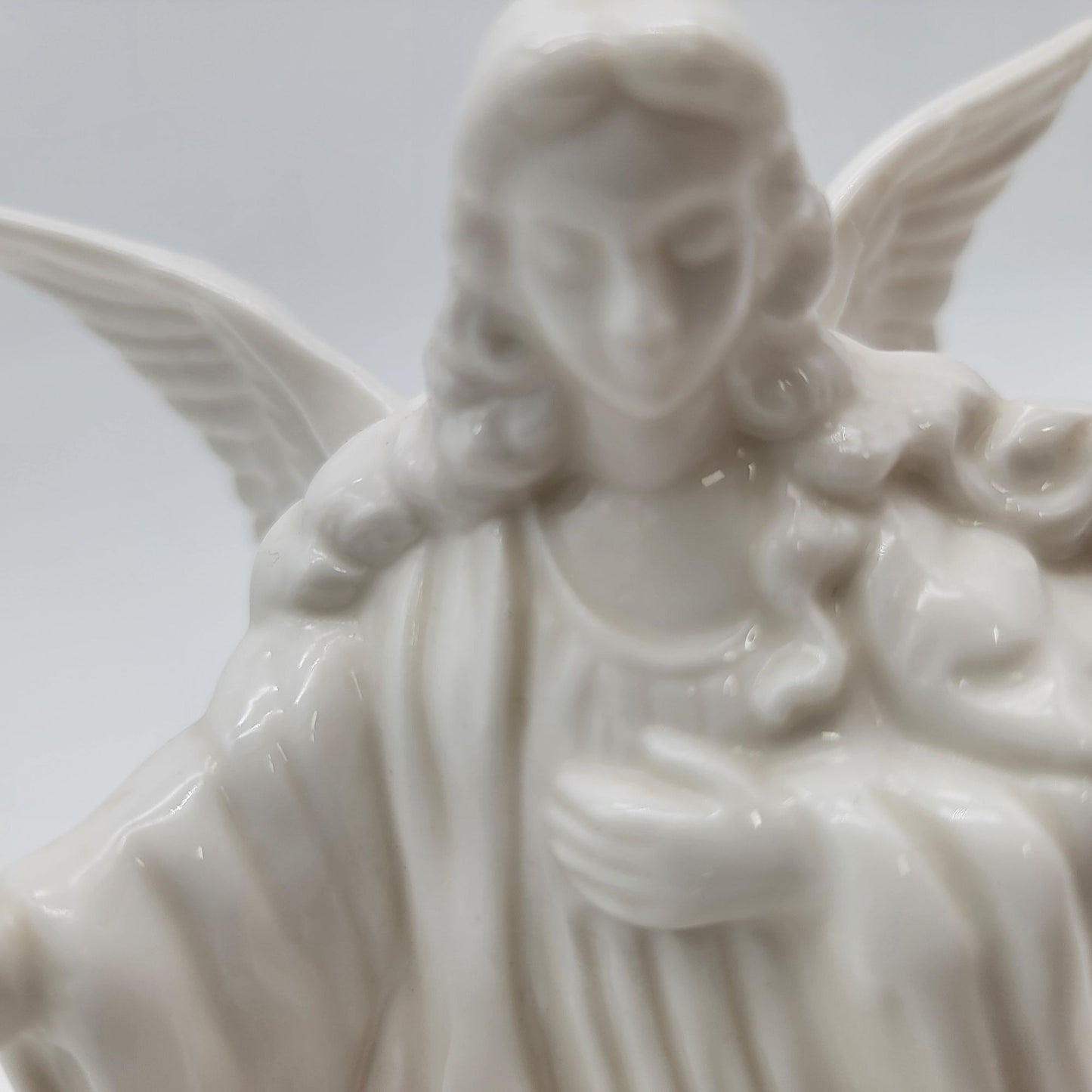 Lefton Porcelain Guardian Angel & Baby Jesus Figurine Nightlight