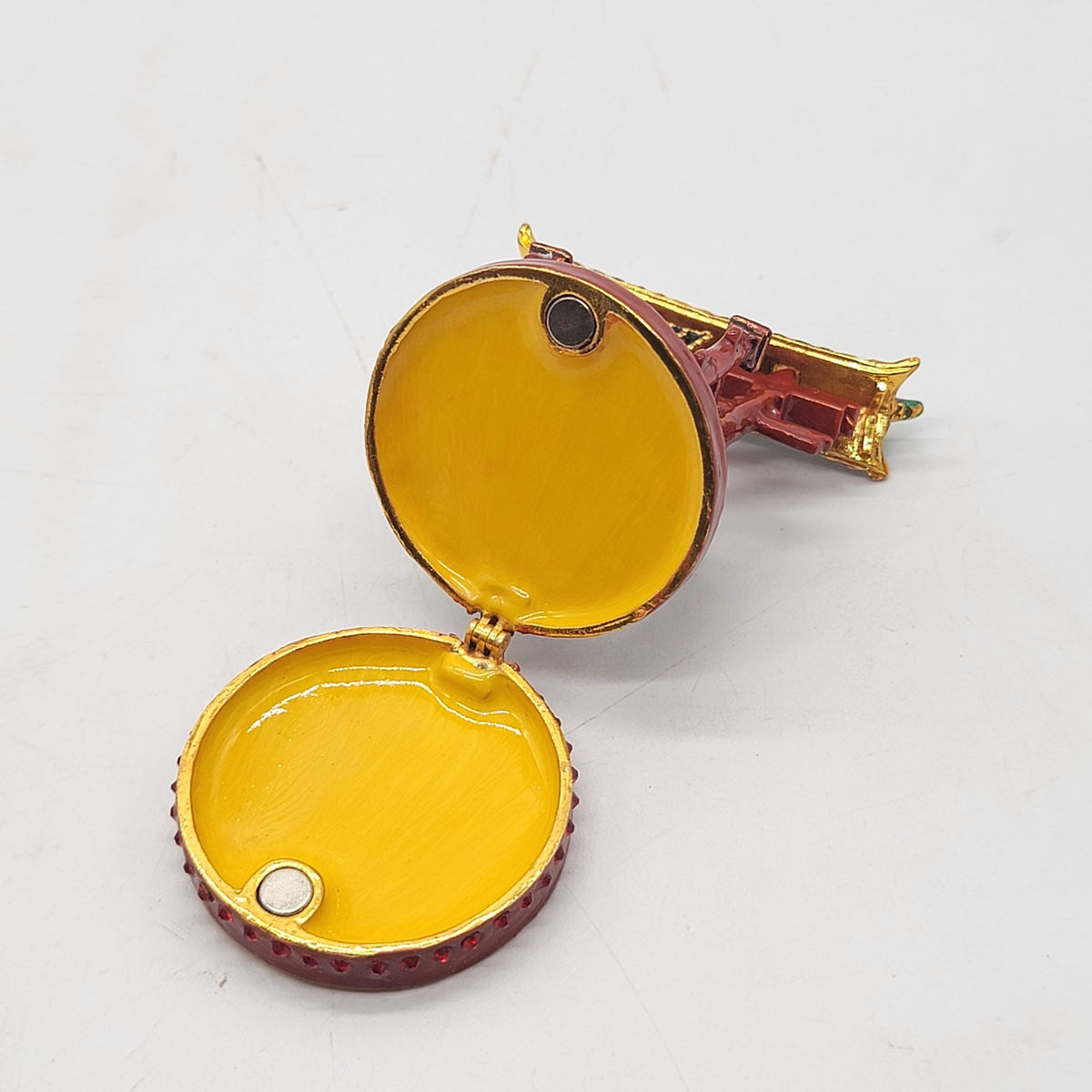 Objet D'Art Island Shrine Trinket Box Artform No. 102