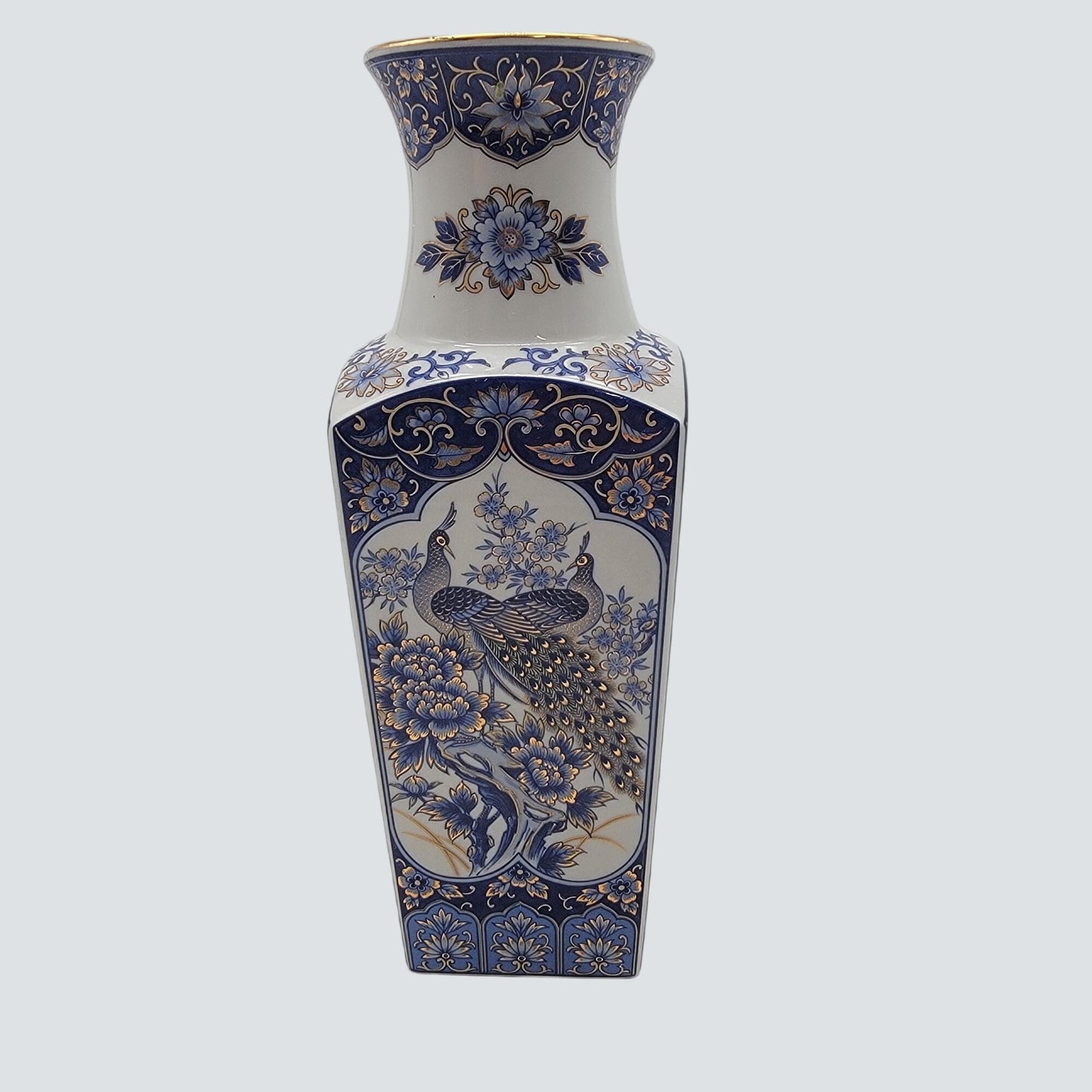 Vintage 1983 Arnart Japanese Imperial Peacock Vase