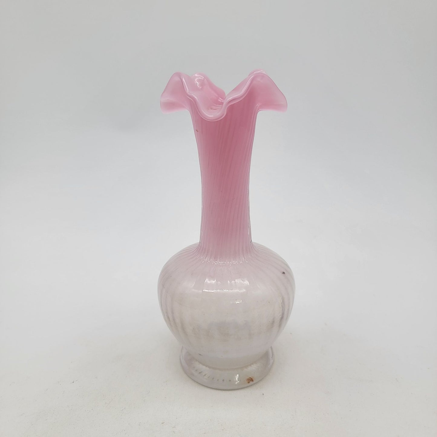 Victorian Ruffled Ombre Pink Art Glass Vase