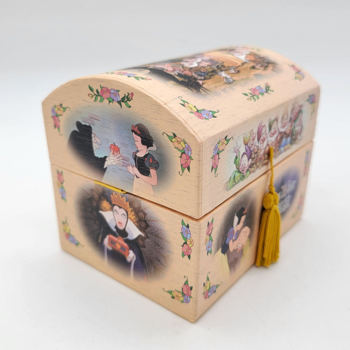 Vintage 2007 Disney Snow White & Seven Dwarfs Jewelry Box 70th Anniversary