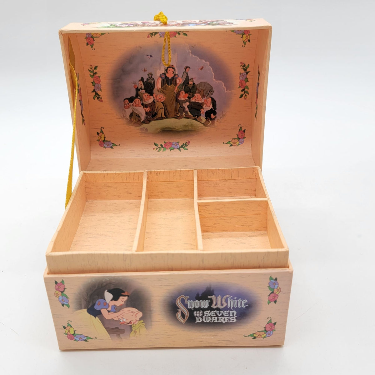 Vintage 2007 Disney Snow White & Seven Dwarfs Jewelry Box 70th Anniversary
